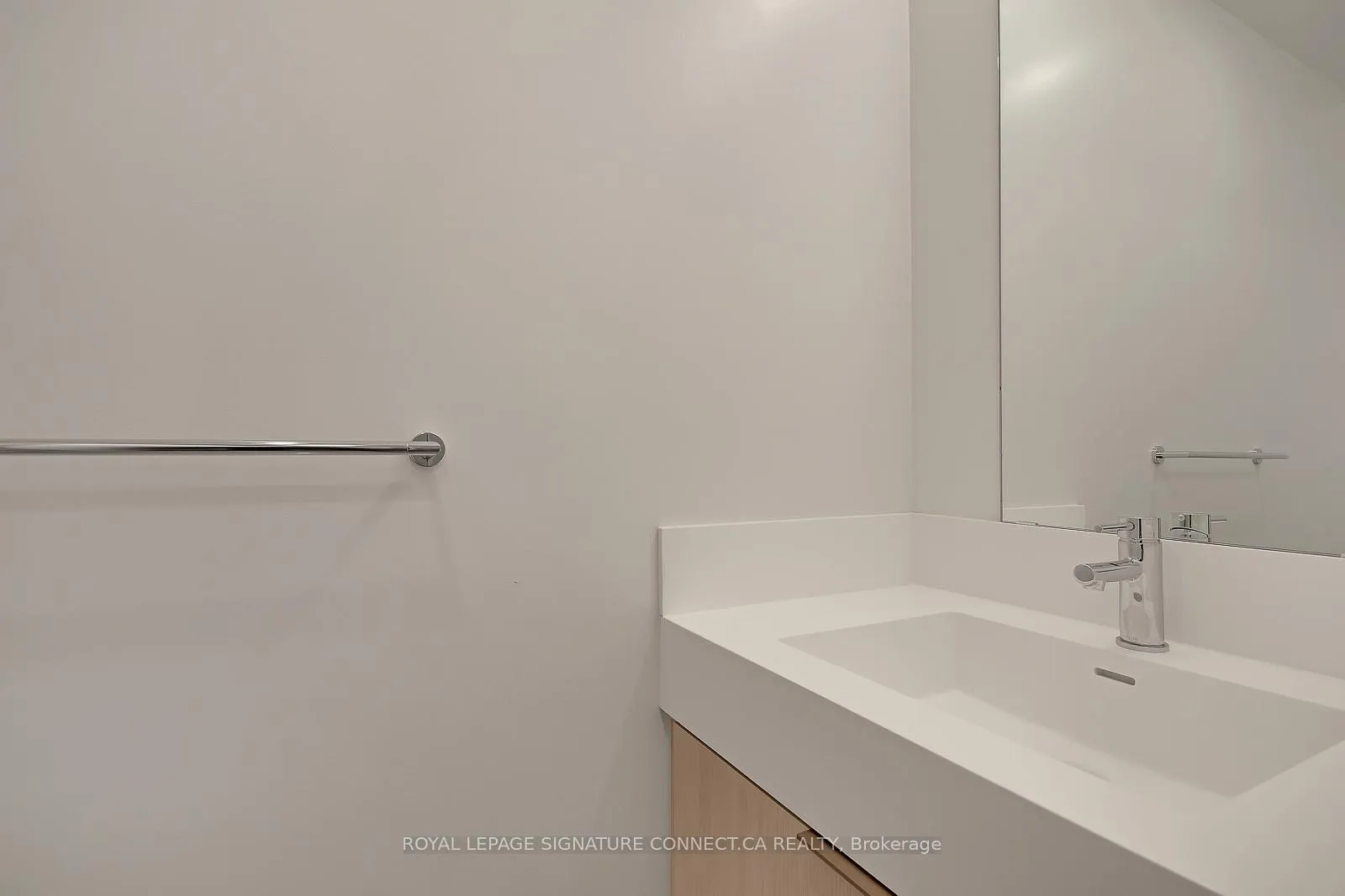 Photo 4 of Unit 506, 130 River Street, Toronto, Regent Park — HOMEH