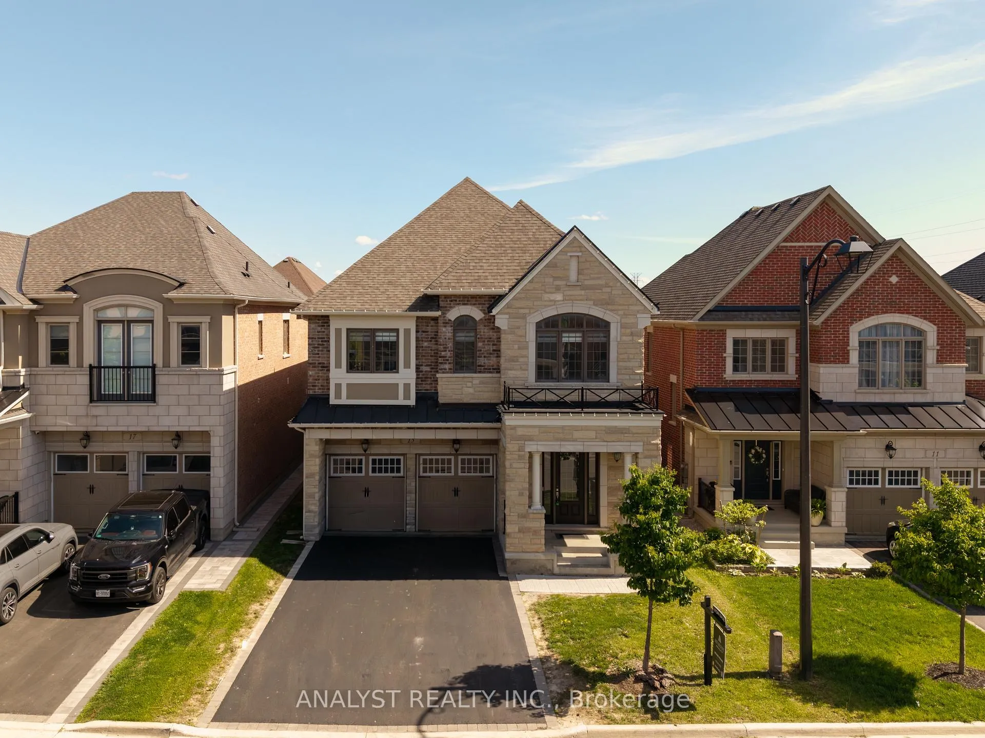 Front of 15 Streamside Street