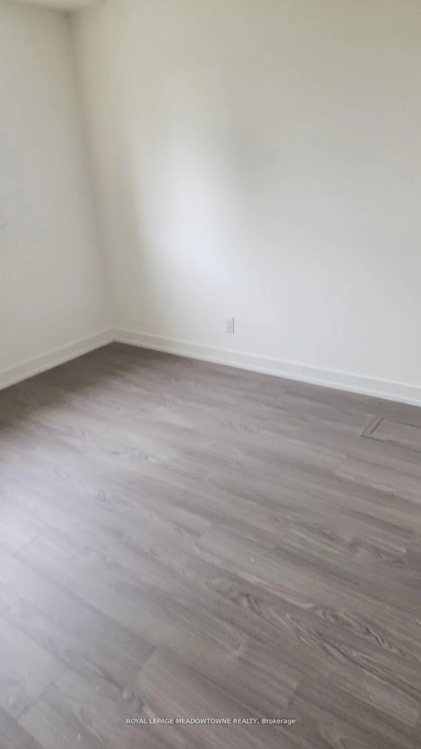 Photo 7 of Unit 106B, 16 Melbourne Avenue N, St. Catharines, E. Chester — HOMEH