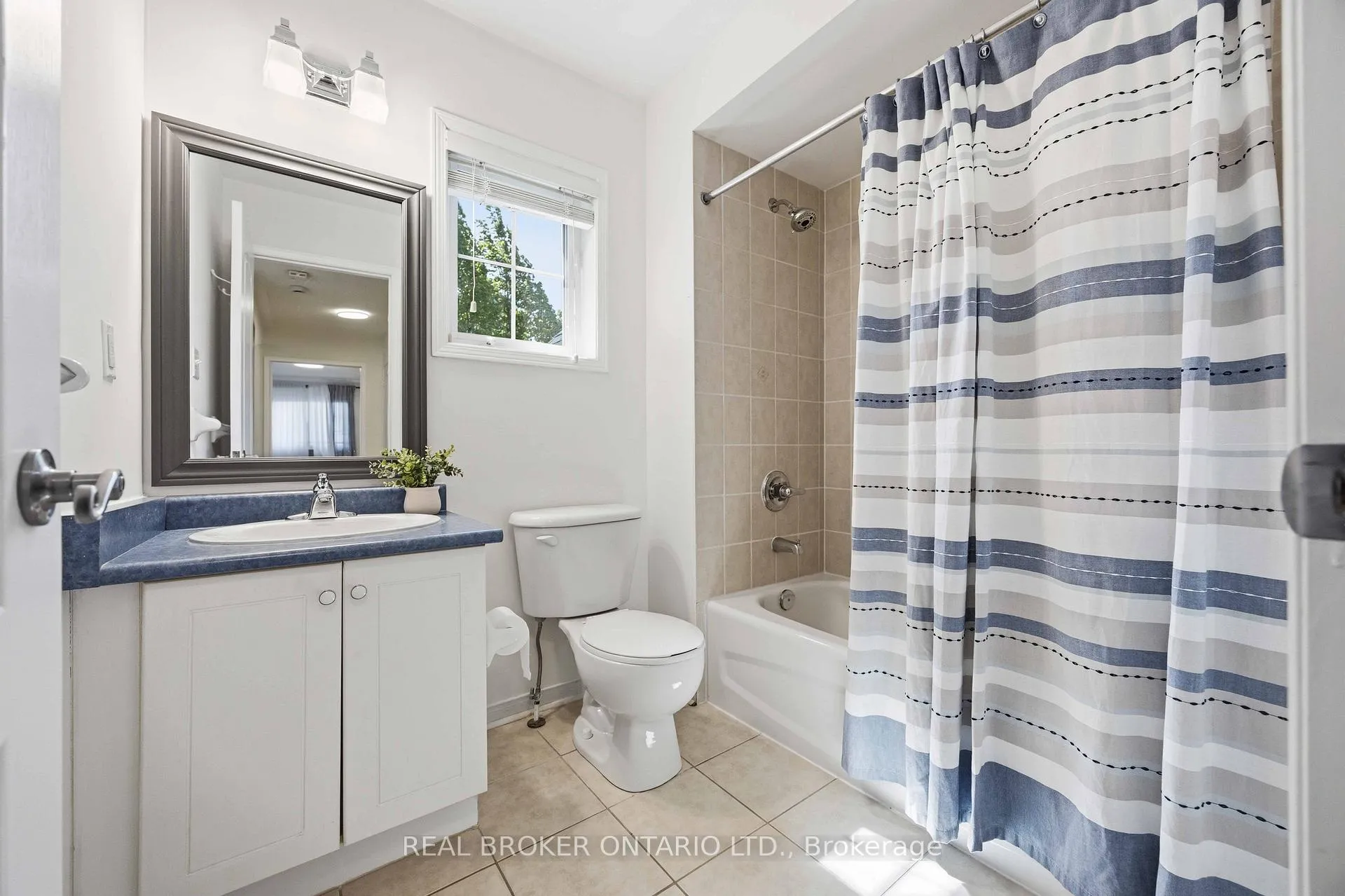 Photo 26 of 3 Evaridge Drive, Markham, Cornell — HOMEH