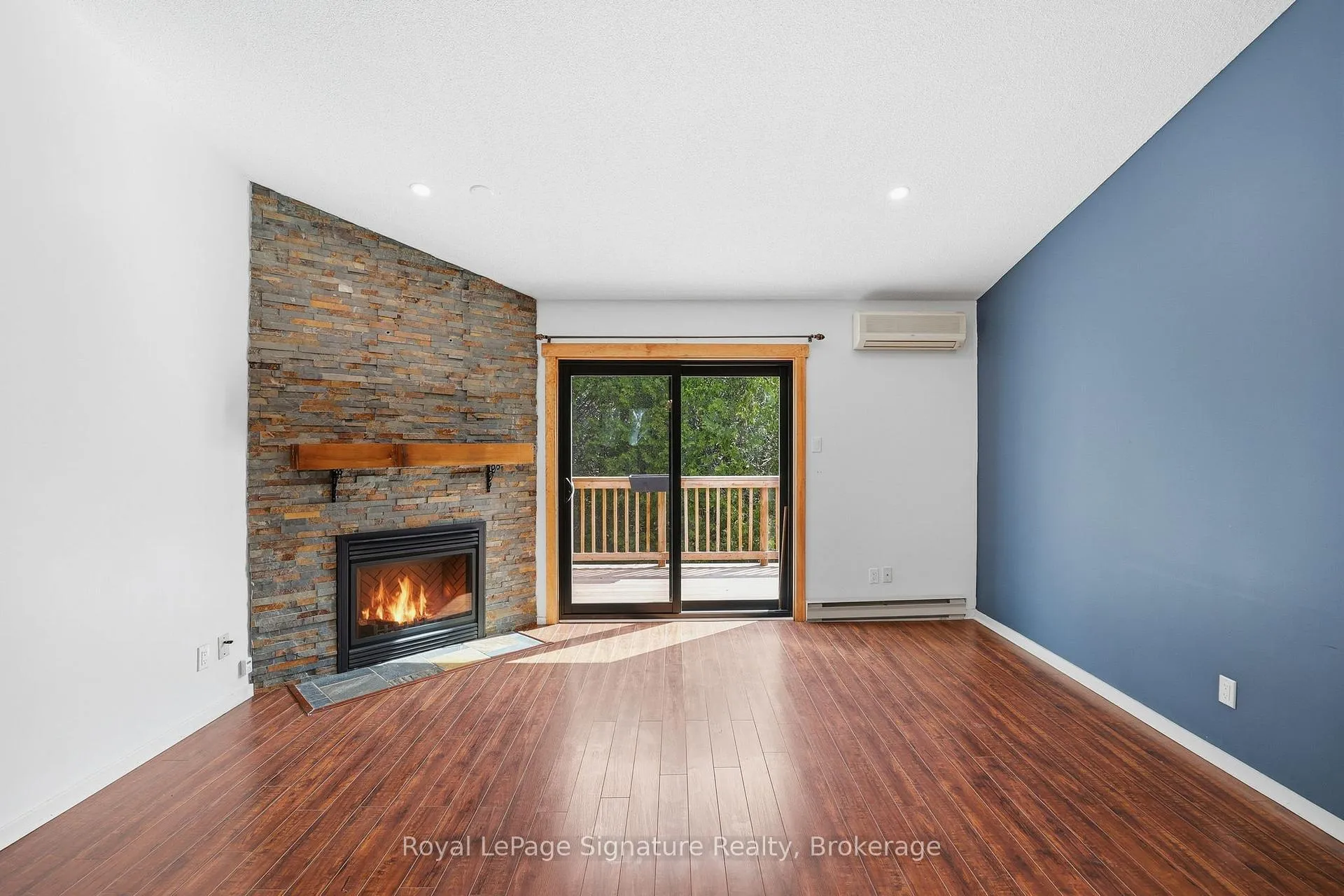 Photo 6 of 585 Oxbow Crescent, Collingwood — HOMEH