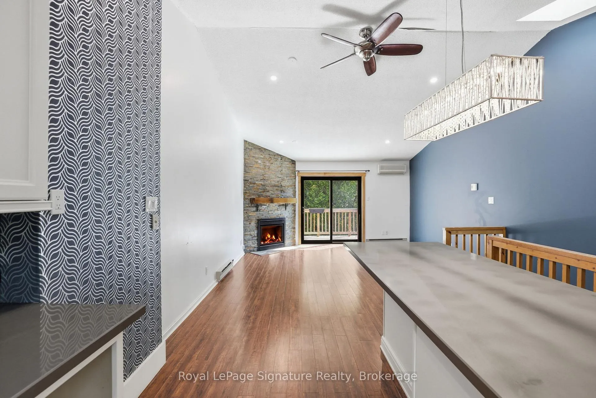 Photo 12 of 585 Oxbow Crescent, Collingwood — HOMEH