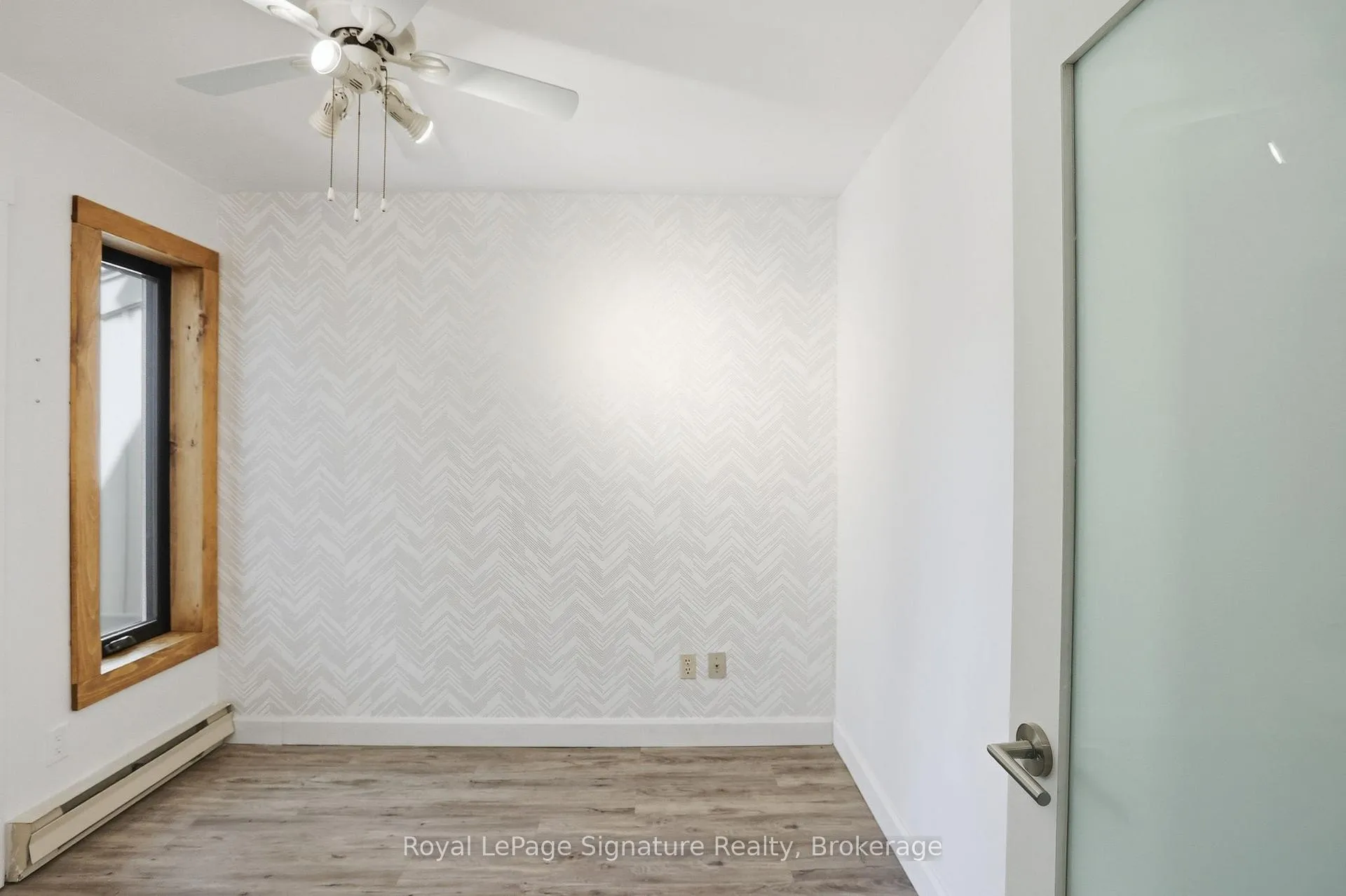 Photo 21 of 585 Oxbow Crescent, Collingwood — HOMEH