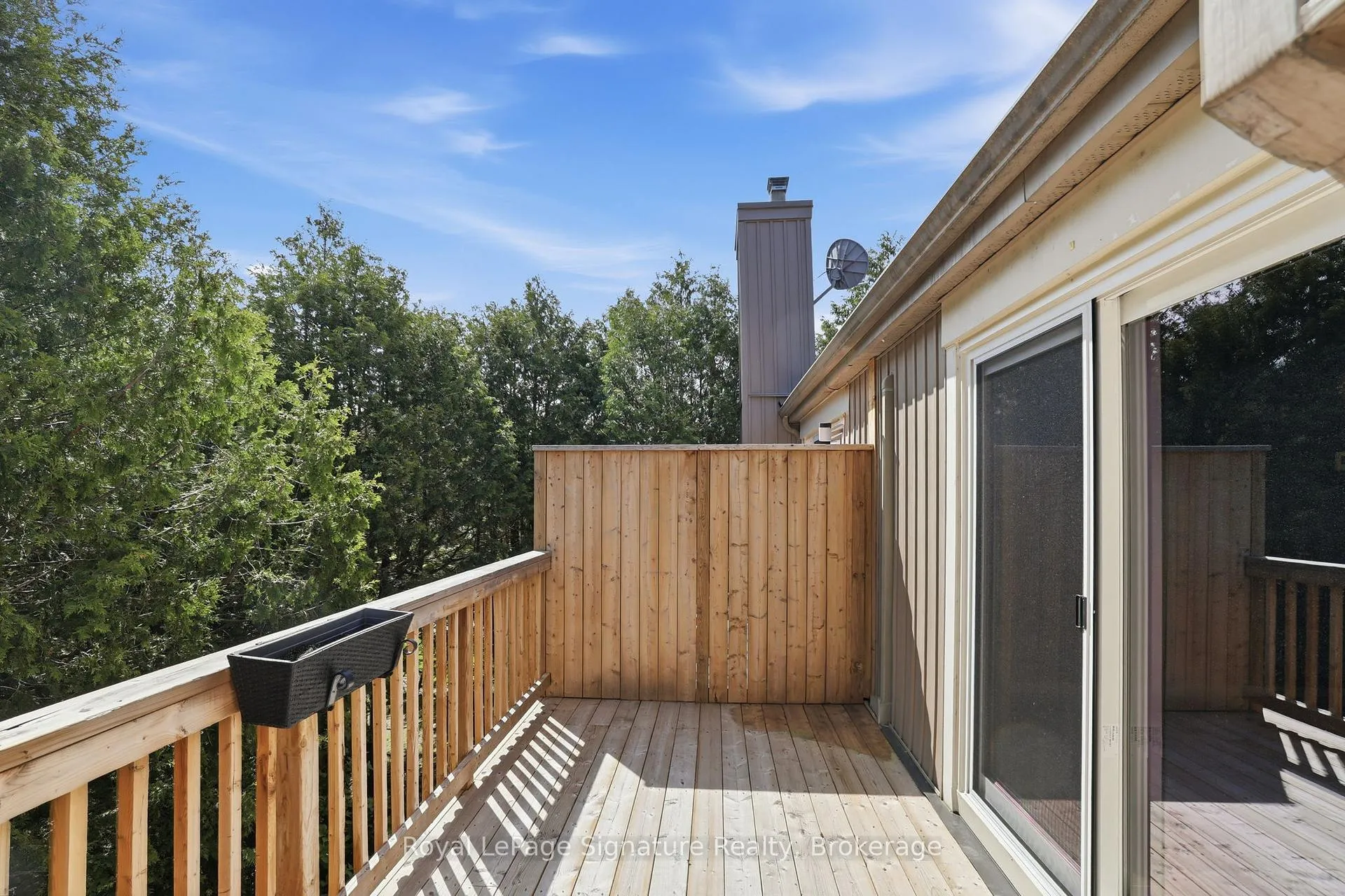Photo 26 of 585 Oxbow Crescent, Collingwood — HOMEH