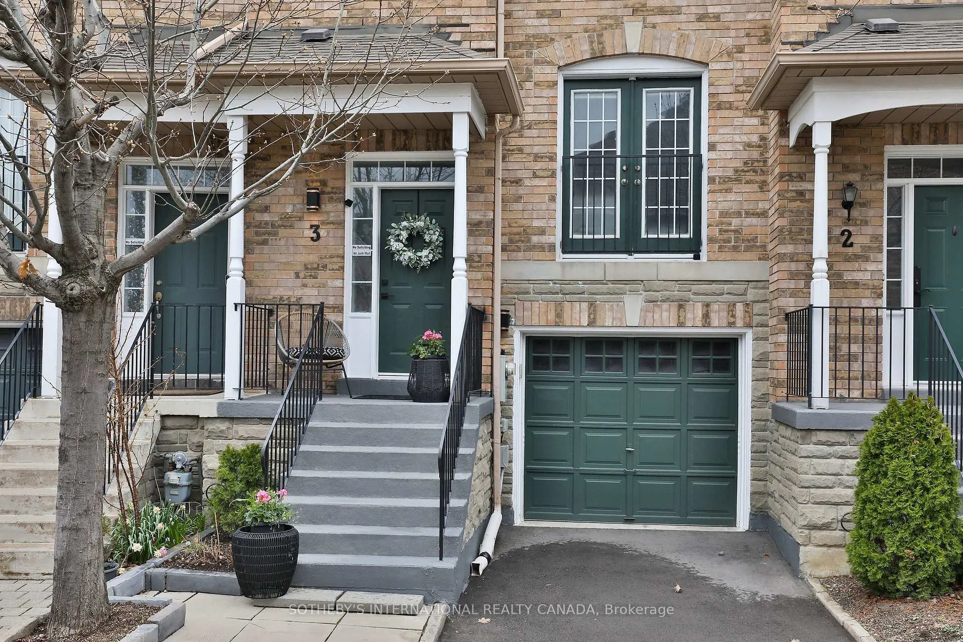 Photo 1 of Unit 3, 20 Minton Drive, Vaughan, East Woodbridge — HOMEH