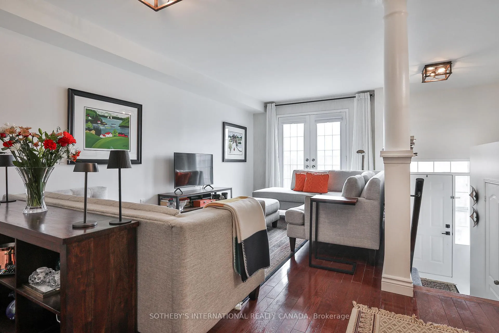 Photo 5 of Unit 3, 20 Minton Drive, Vaughan, East Woodbridge — HOMEH