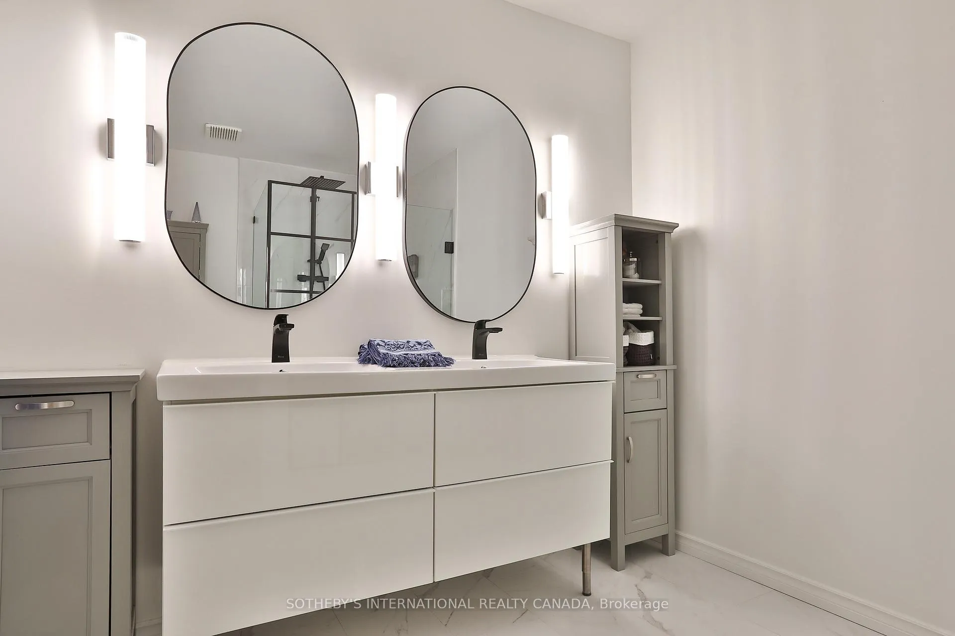 Photo 37 of Unit 3, 20 Minton Drive, Vaughan, East Woodbridge — HOMEH