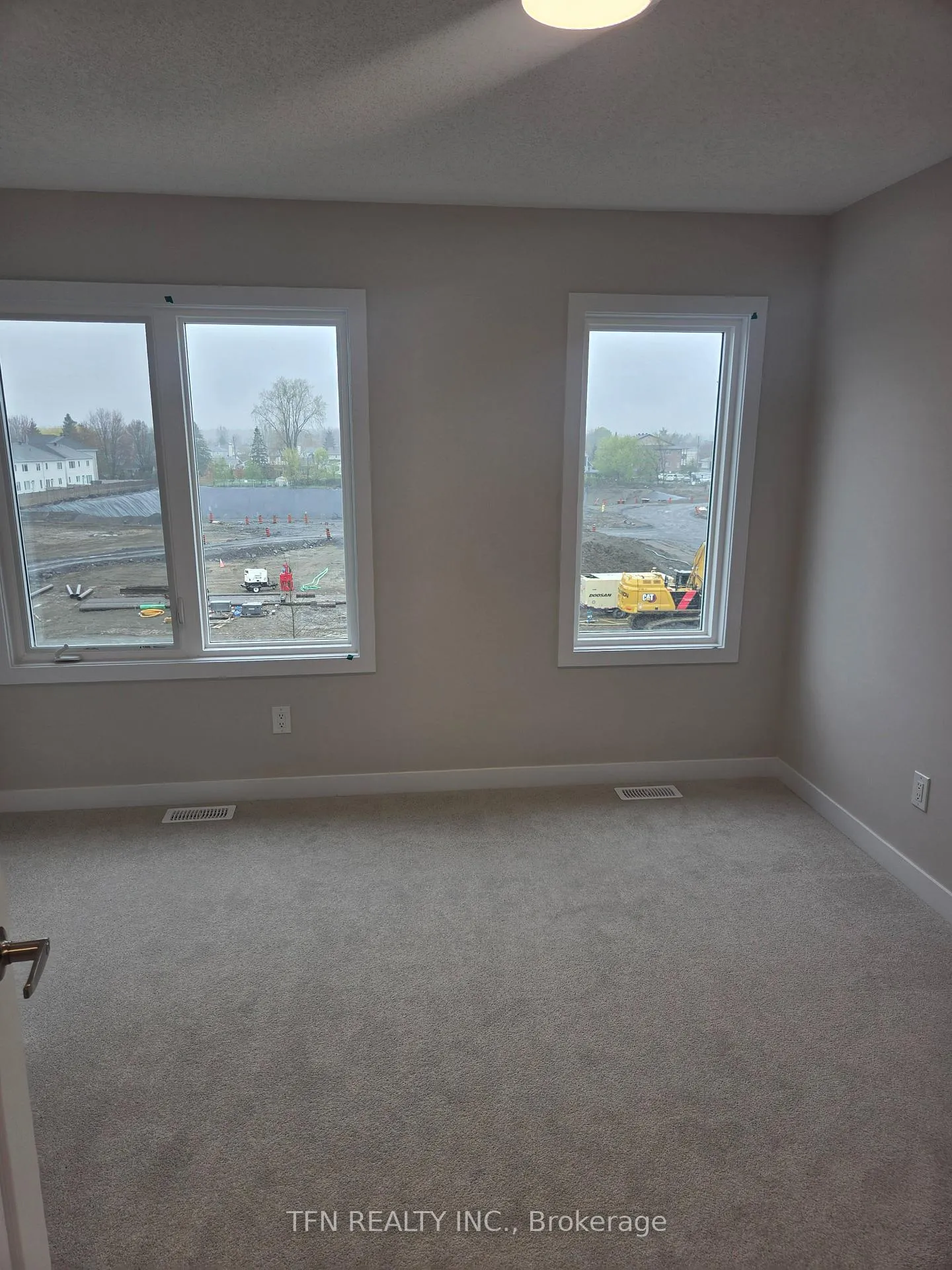 Photo 23 of 229 Lamarche Avenue, Ottawa, Chapel Hill South - Orleans Village — HOMEH