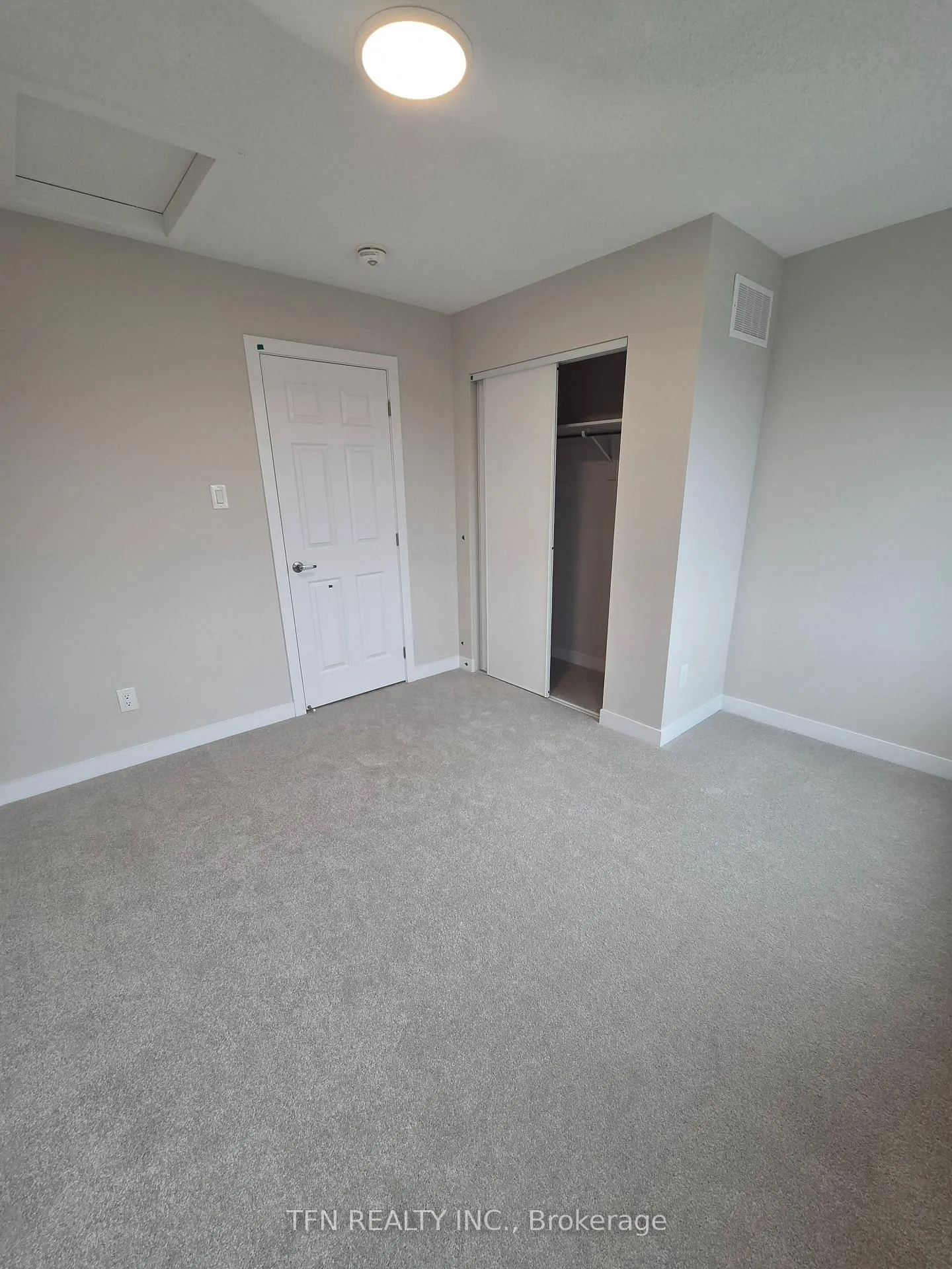 Photo 29 of 229 Lamarche Avenue, Ottawa, Chapel Hill South - Orleans Village — HOMEH