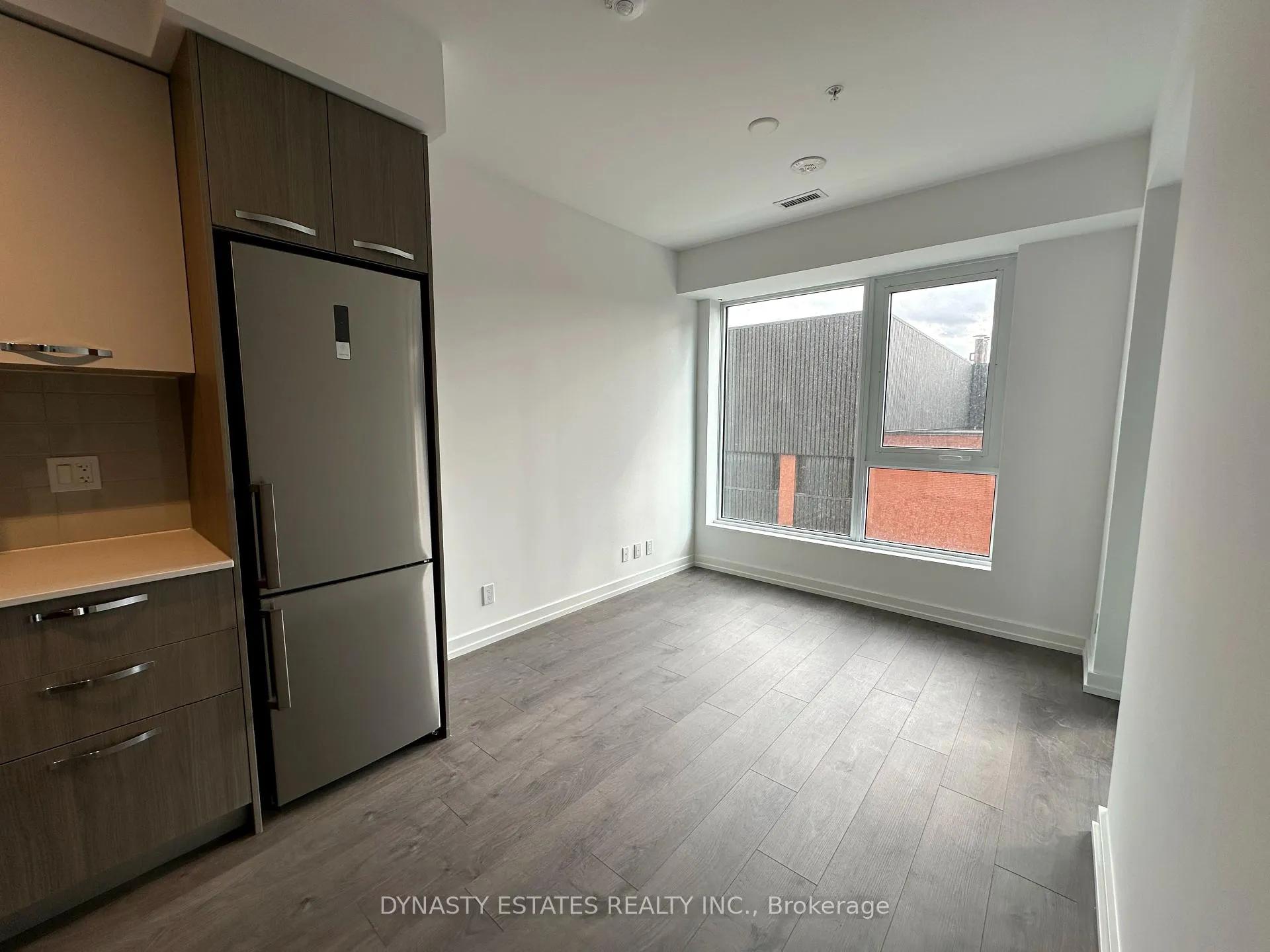 Photo 11 of Unit 411, 75 James Street S, Hamilton, Corktown — HOMEH