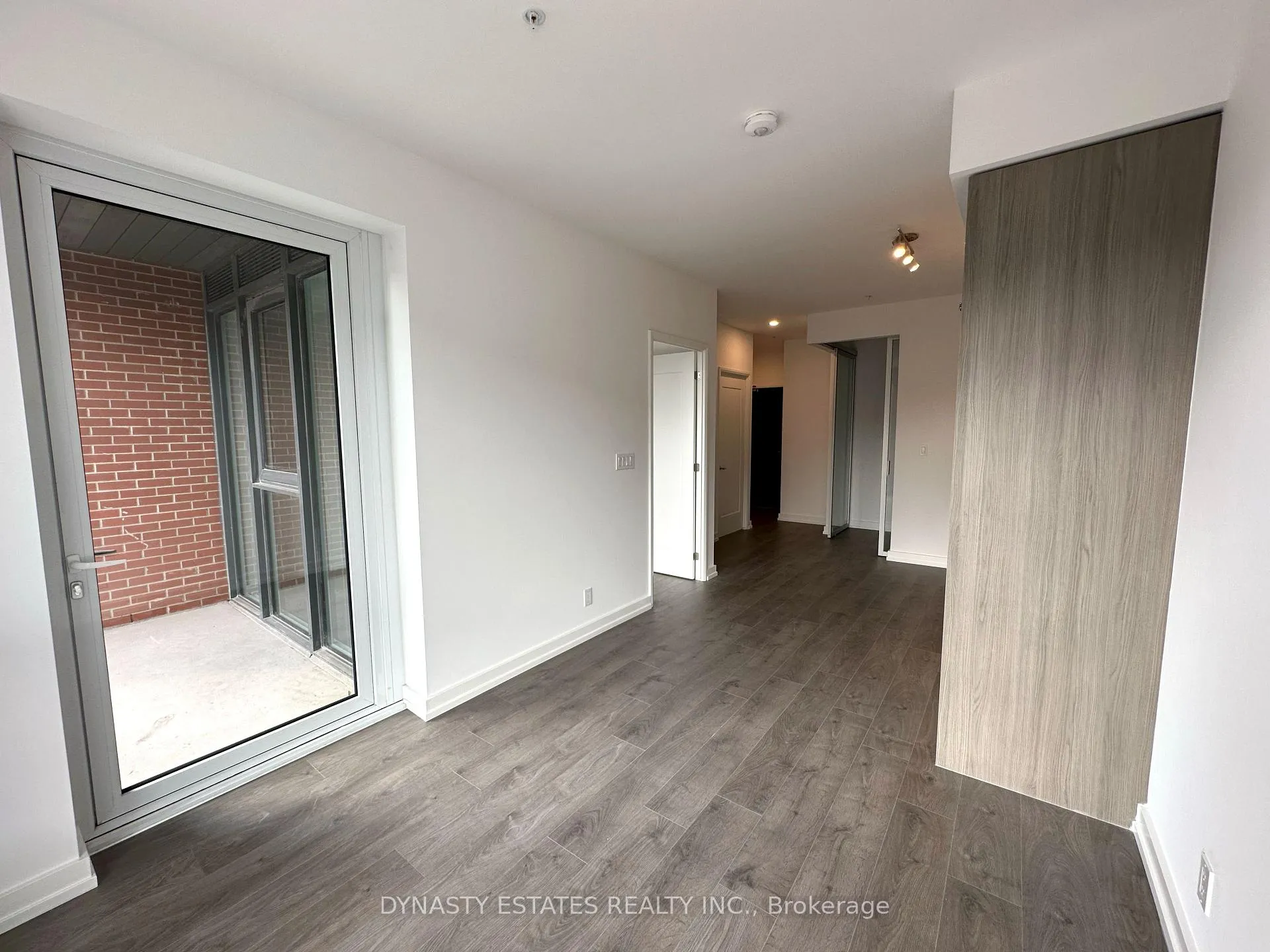 Photo 13 of Unit 411, 75 James Street S, Hamilton, Corktown — HOMEH