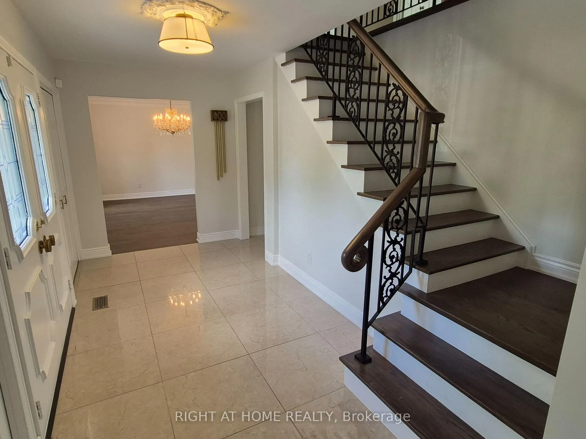 Photo 38 of 21 Post Horn Place, Waterloo, Beechwood — HOMEH
