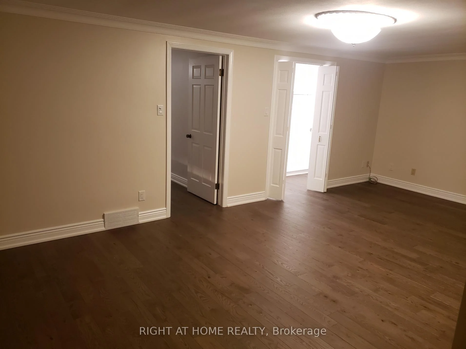 Photo 27 of 21 Post Horn Place, Waterloo, Beechwood — HOMEH