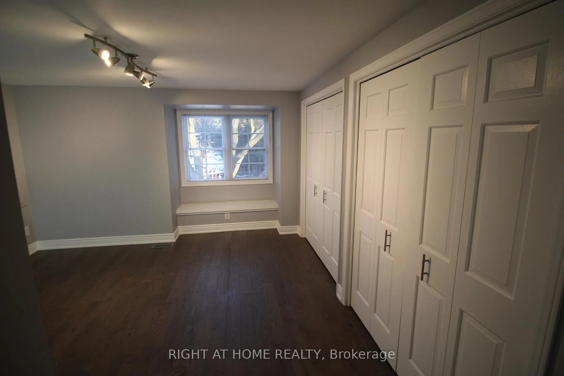 Photo 58 of 21 Post Horn Place, Waterloo, Beechwood — HOMEH