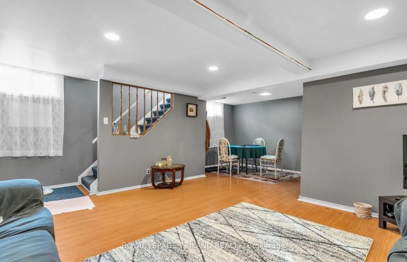 Photo 2 of Unit B, 197A Cedarvale Crescent, Waterloo — HOMEH