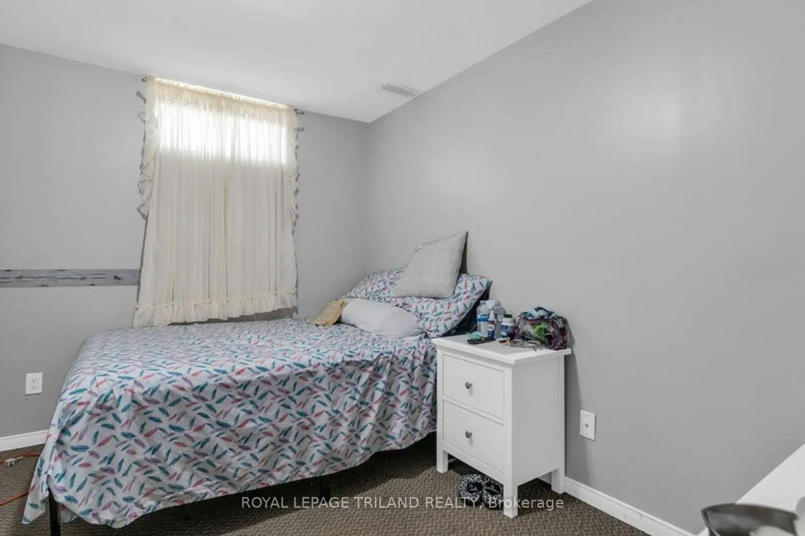 Photo 6 of Unit B, 197A Cedarvale Crescent, Waterloo — HOMEH