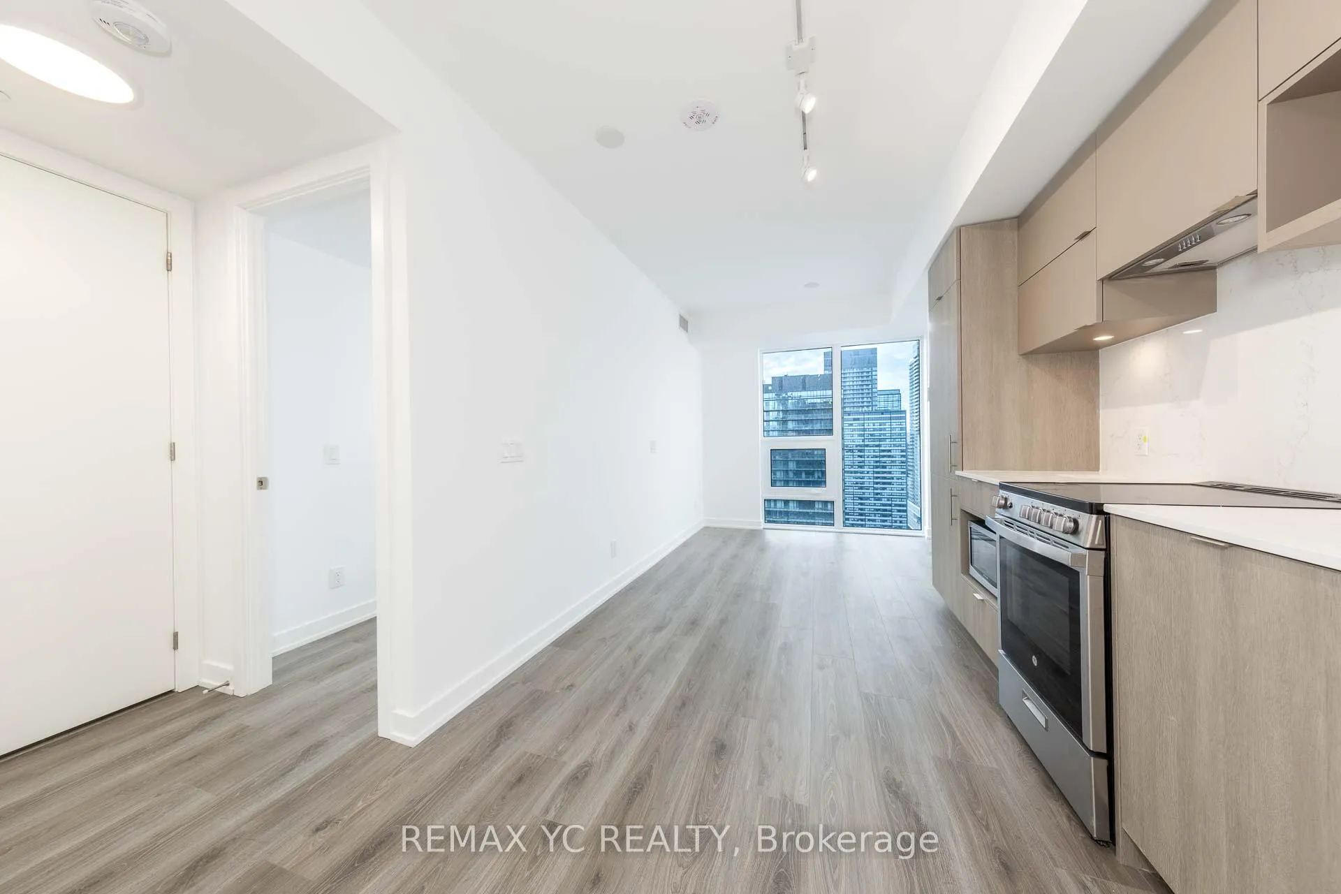 Photo 8 of Unit 3301, 100 Queen Street E, Toronto, Church-Yonge Corridor — HOMEH