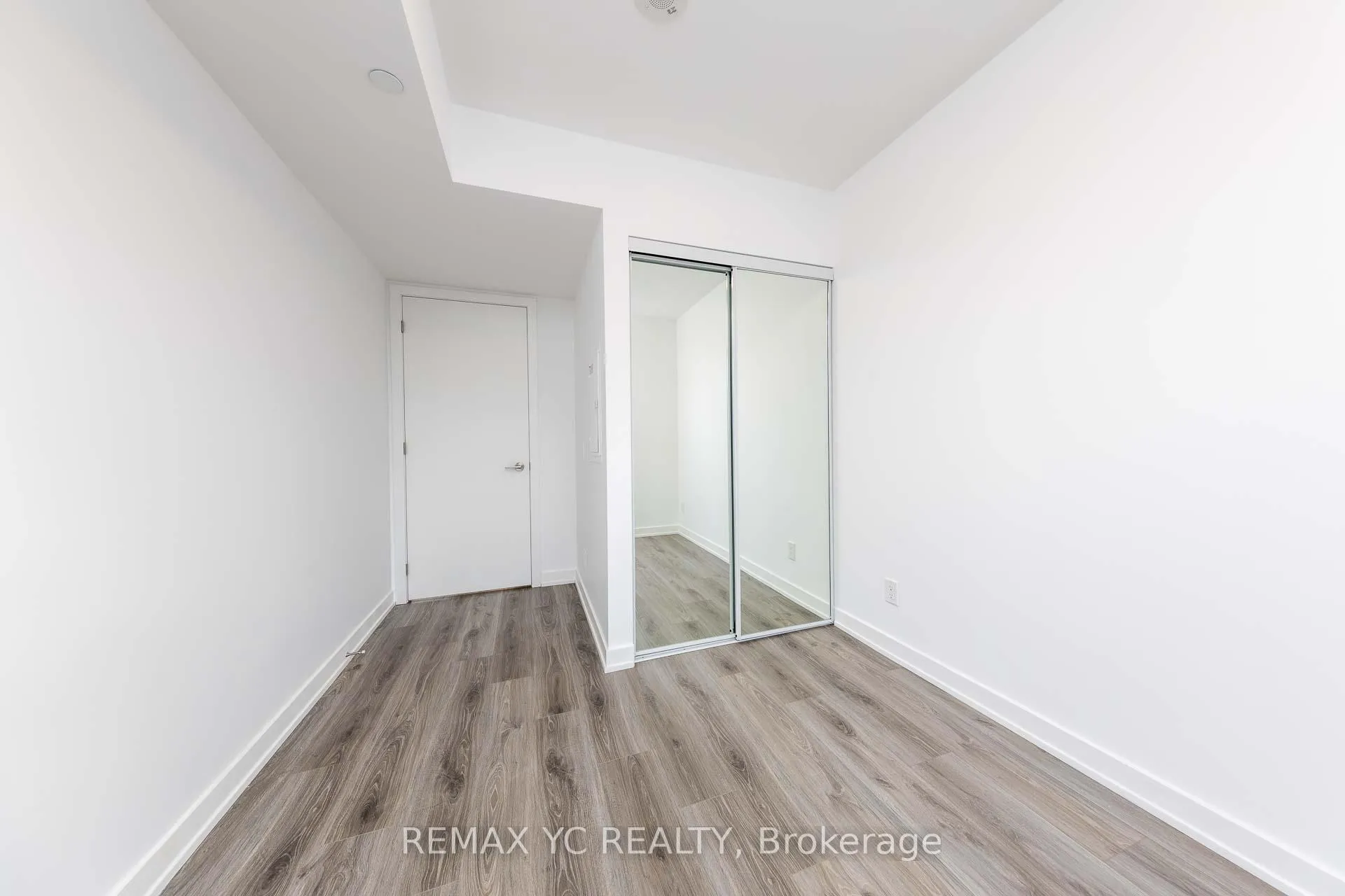 Photo 11 of Unit 3301, 100 Queen Street E, Toronto, Church-Yonge Corridor — HOMEH