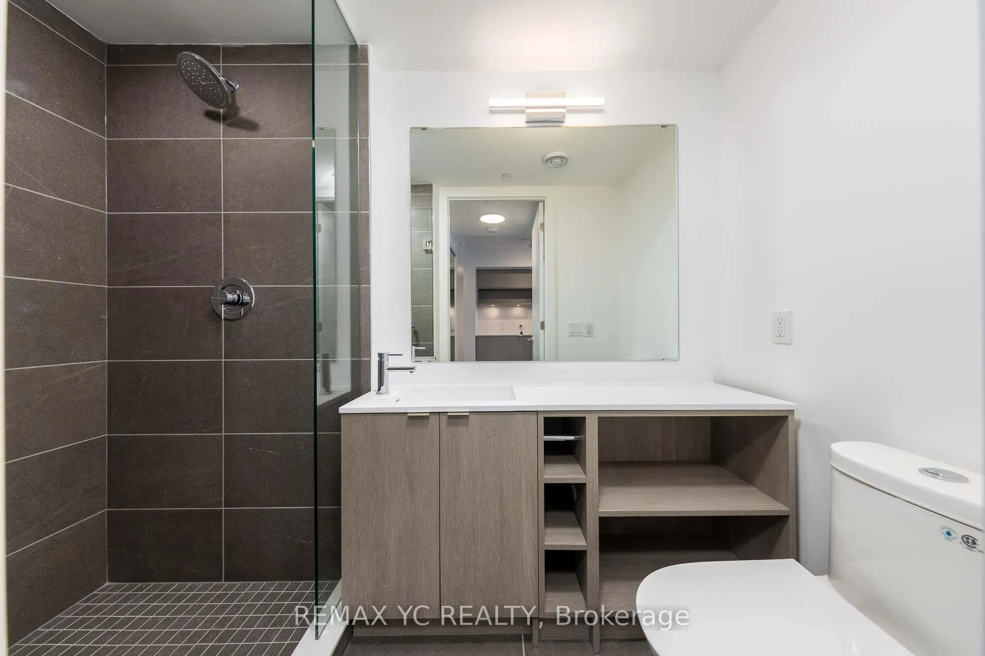 Photo 12 of Unit 3301, 100 Queen Street E, Toronto, Church-Yonge Corridor — HOMEH