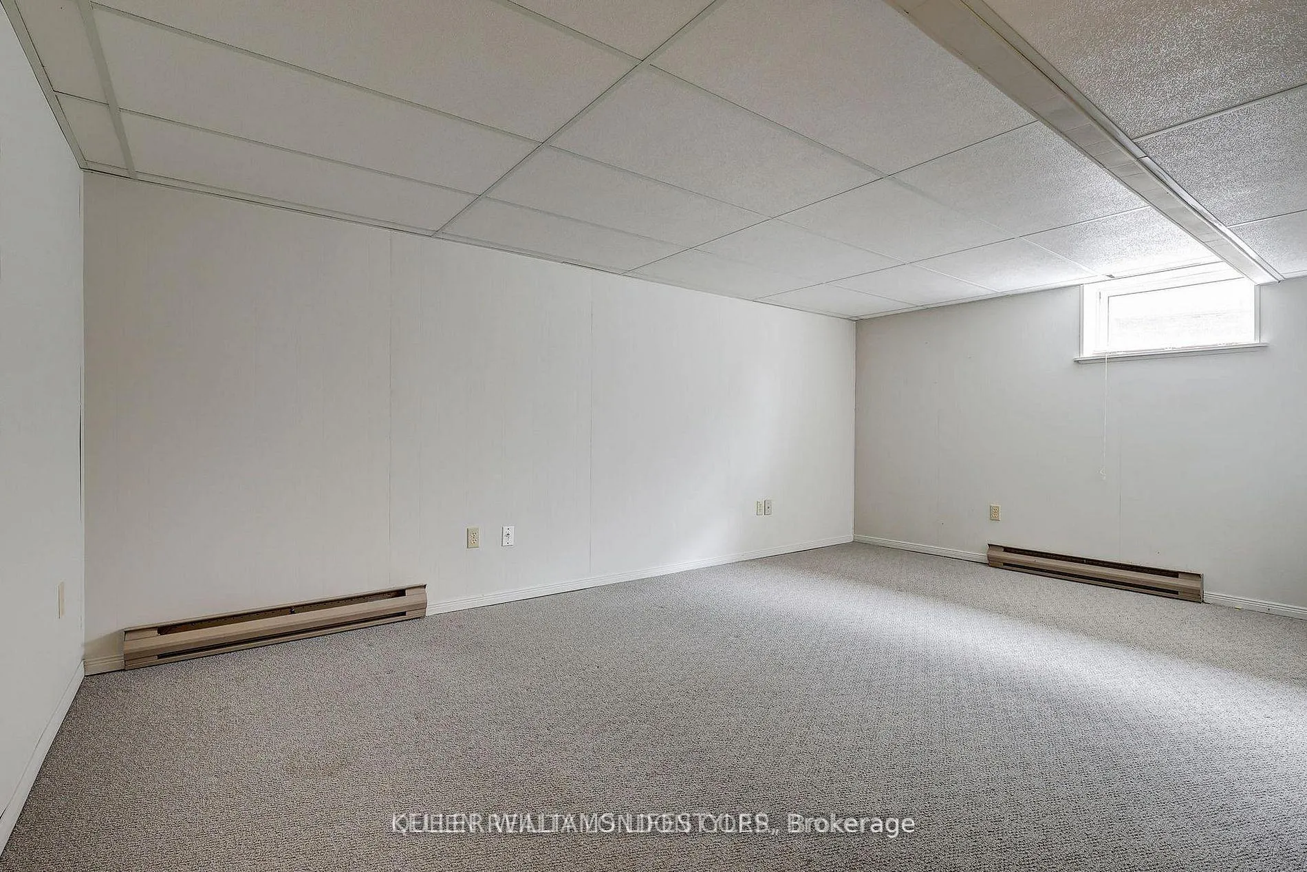 Photo 10 of 35 Thorncrest Crescent, London, South D — HOMEH