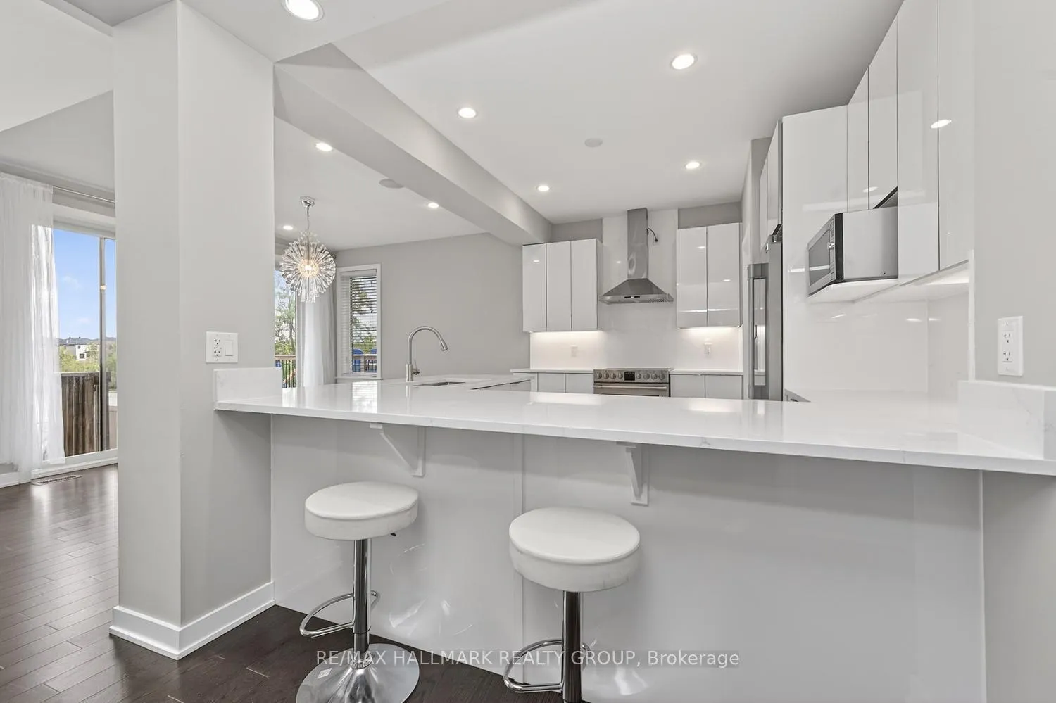 Photo 15 of 339 Andalusian Crescent, Ottawa, Kanata - Emerald Meadows/Trailwest — HOMEH