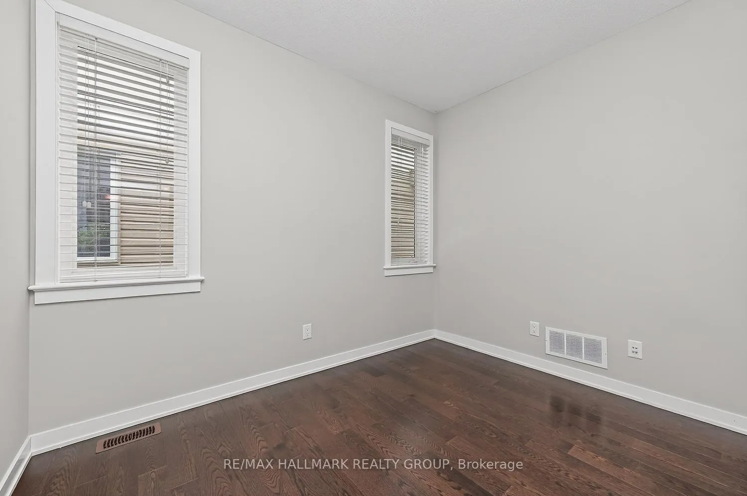 Photo 20 of 339 Andalusian Crescent, Ottawa, Kanata - Emerald Meadows/Trailwest — HOMEH