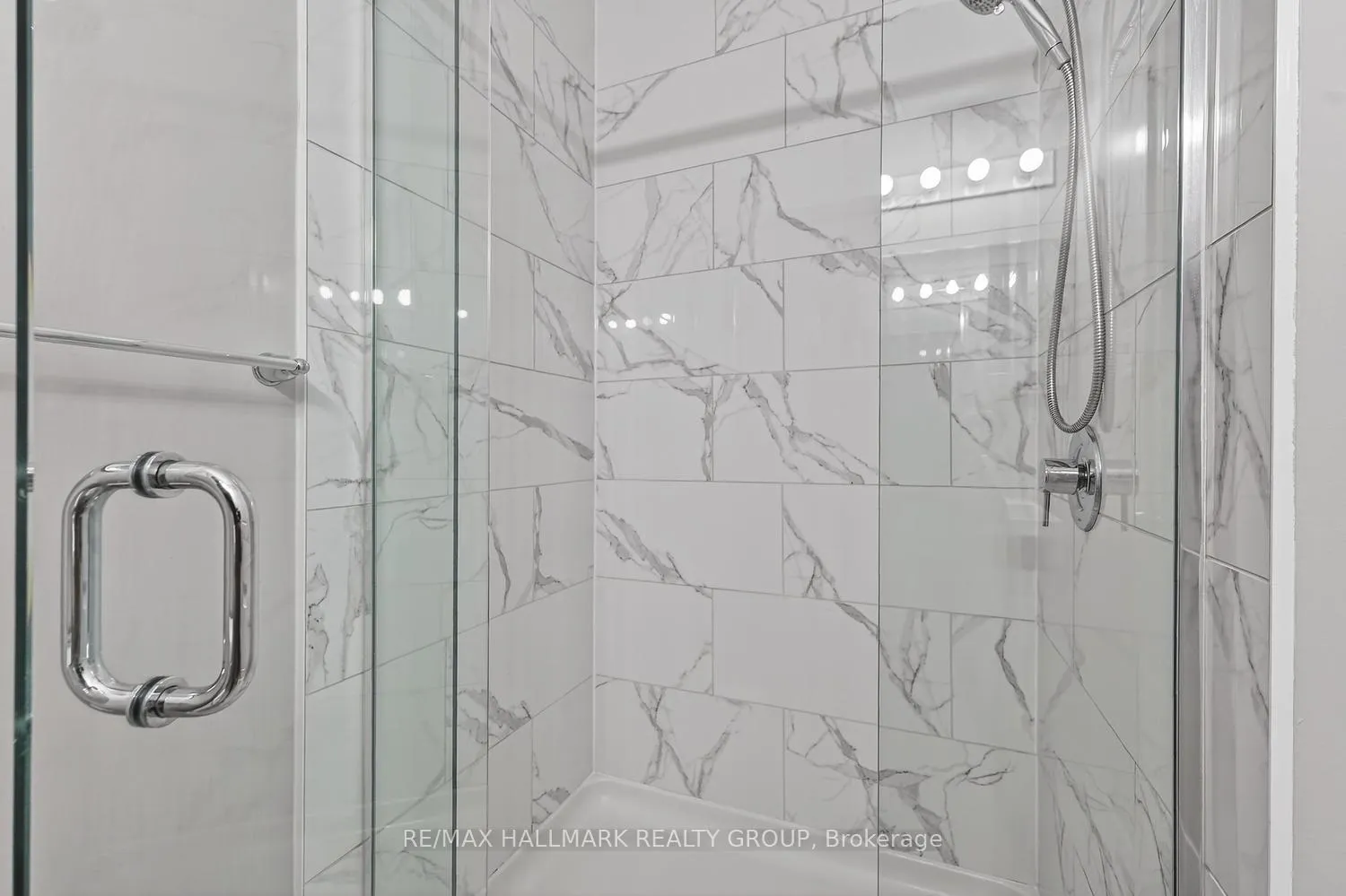 Photo 23 of 339 Andalusian Crescent, Ottawa, Kanata - Emerald Meadows/Trailwest — HOMEH