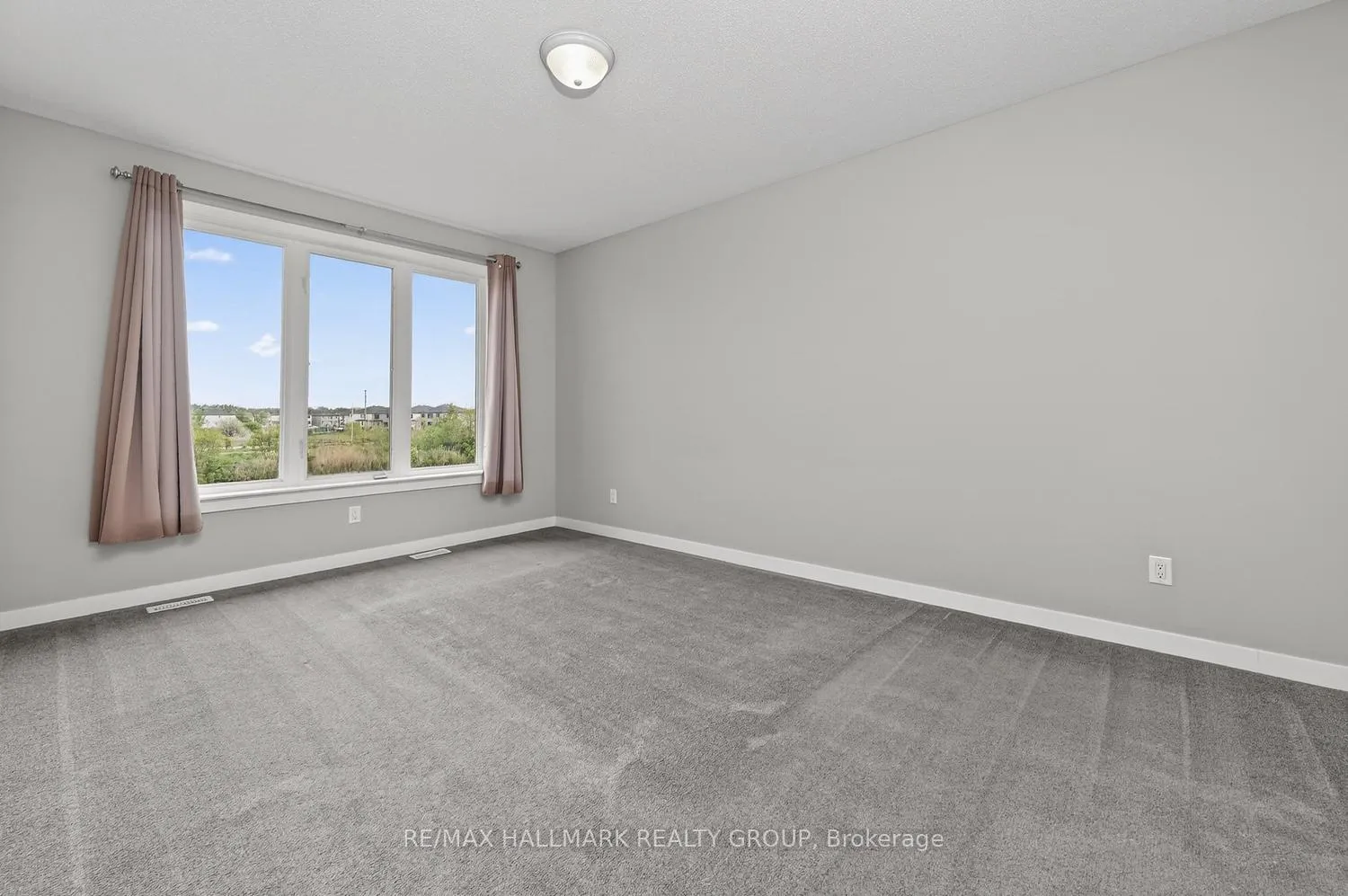 Photo 25 of 339 Andalusian Crescent, Ottawa, Kanata - Emerald Meadows/Trailwest — HOMEH