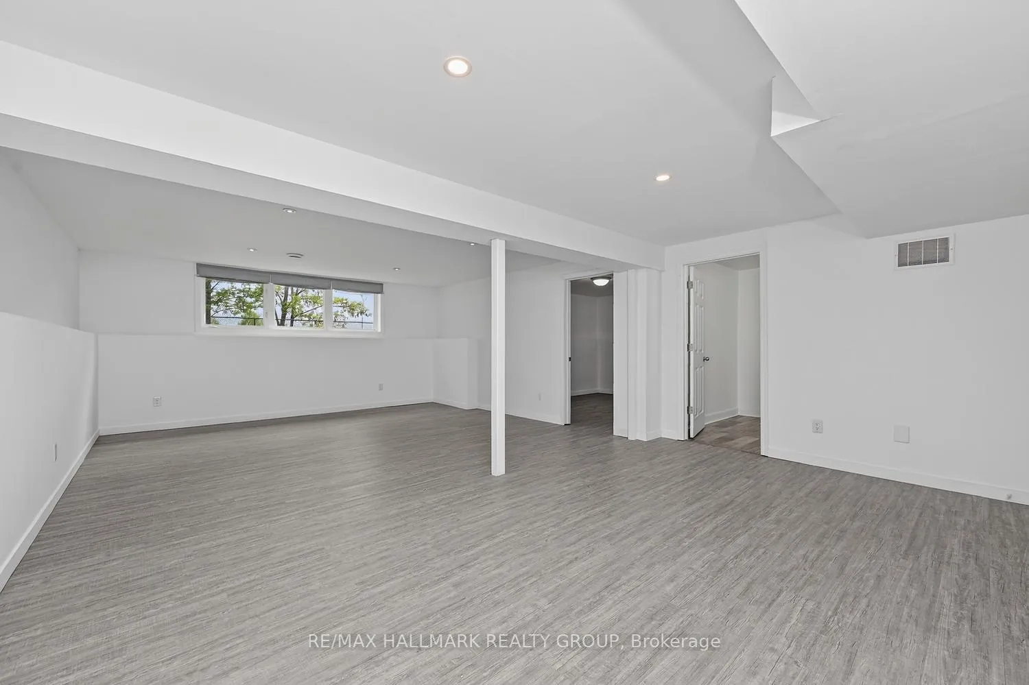 Photo 37 of 339 Andalusian Crescent, Ottawa, Kanata - Emerald Meadows/Trailwest — HOMEH