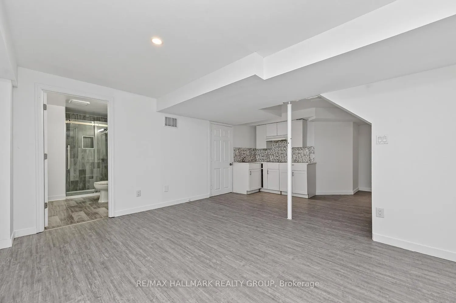 Photo 39 of 339 Andalusian Crescent, Ottawa, Kanata - Emerald Meadows/Trailwest — HOMEH