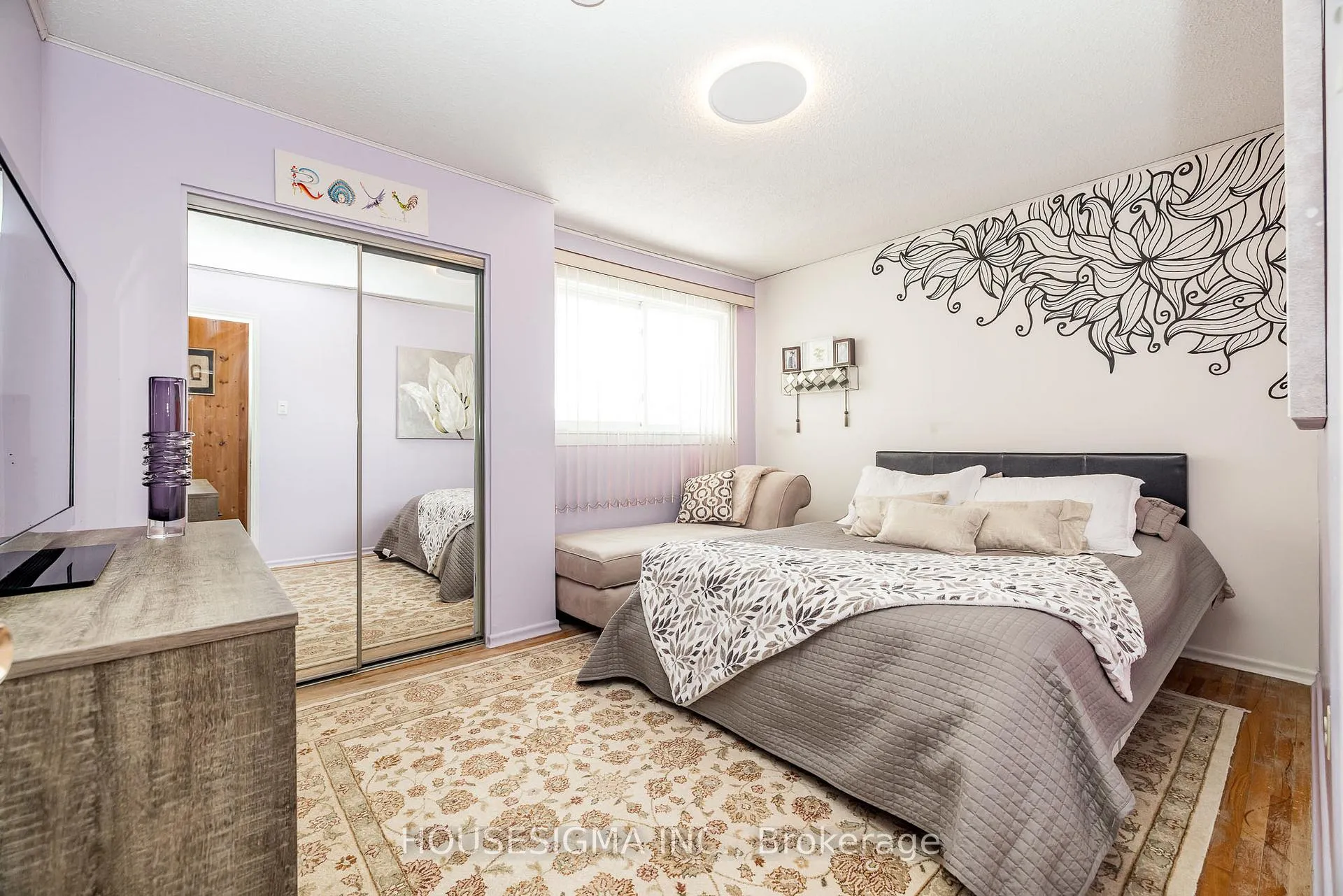 Photo 10 of 994 Charlton Drive, Ottawa, Carson Grove — HOMEH
