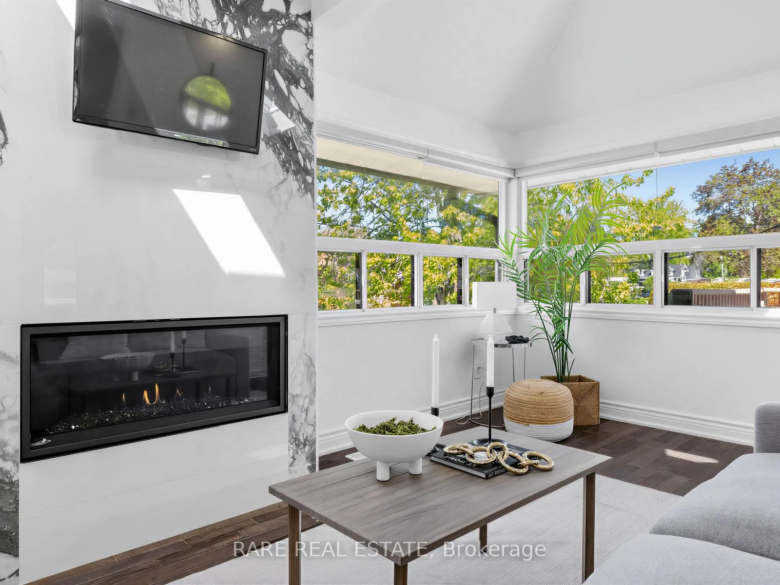 Photo 7 of 205 Beach Road, Georgina, Keswick North — HOMEH