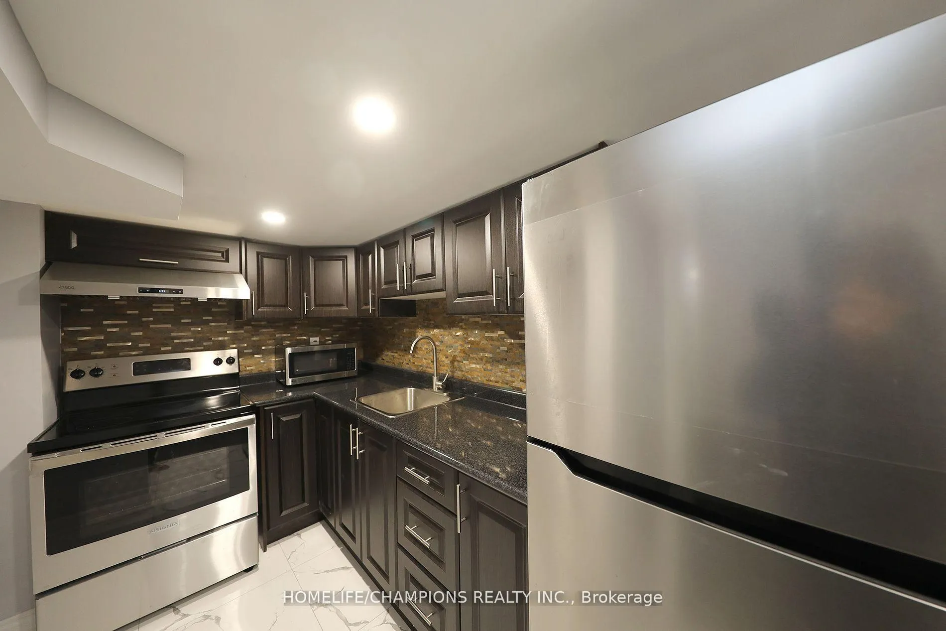 Photo 3 of 5 Bellotti Crescent, Ajax, Northeast Ajax — HOMEH