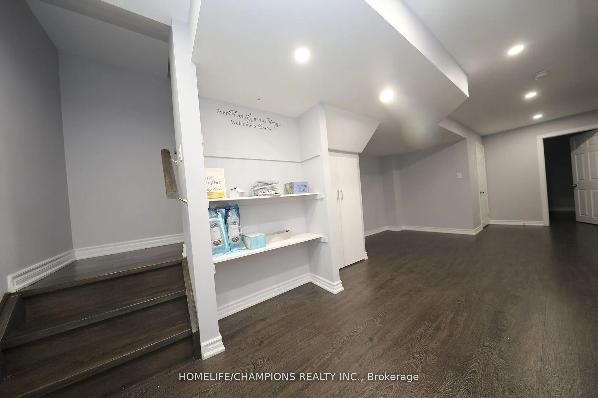 Photo 5 of 5 Bellotti Crescent, Ajax, Northeast Ajax — HOMEH