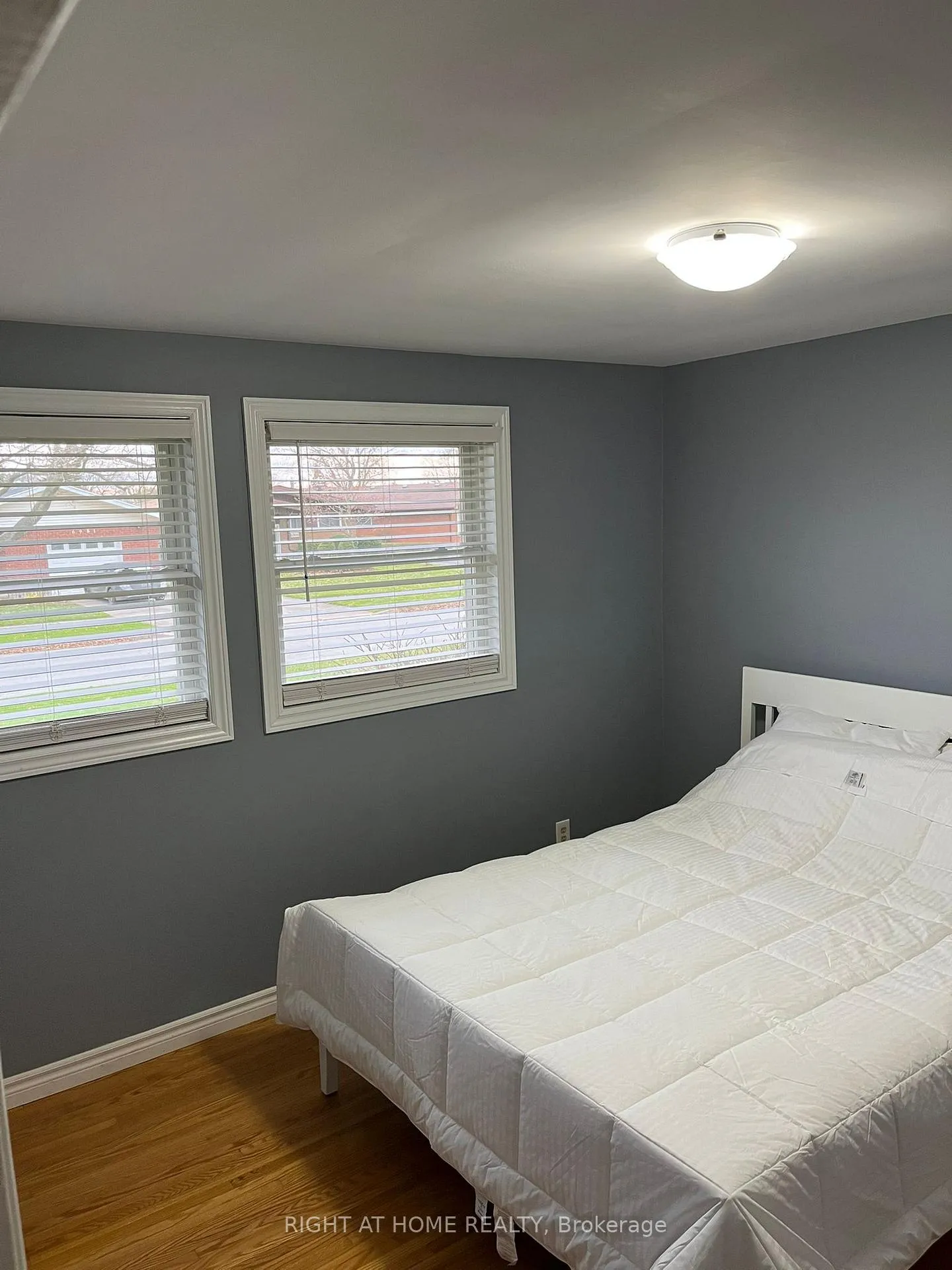 Photo 8 of 6930 Whitman Avenue, Niagara Falls, Arad/Fallsview — HOMEH