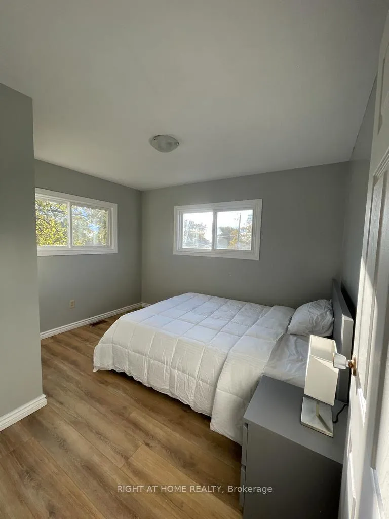Photo 9 of 6930 Whitman Avenue, Niagara Falls, Arad/Fallsview — HOMEH