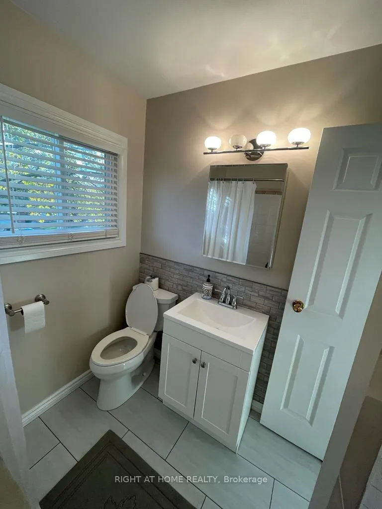 Photo 16 of 6930 Whitman Avenue, Niagara Falls, Arad/Fallsview — HOMEH