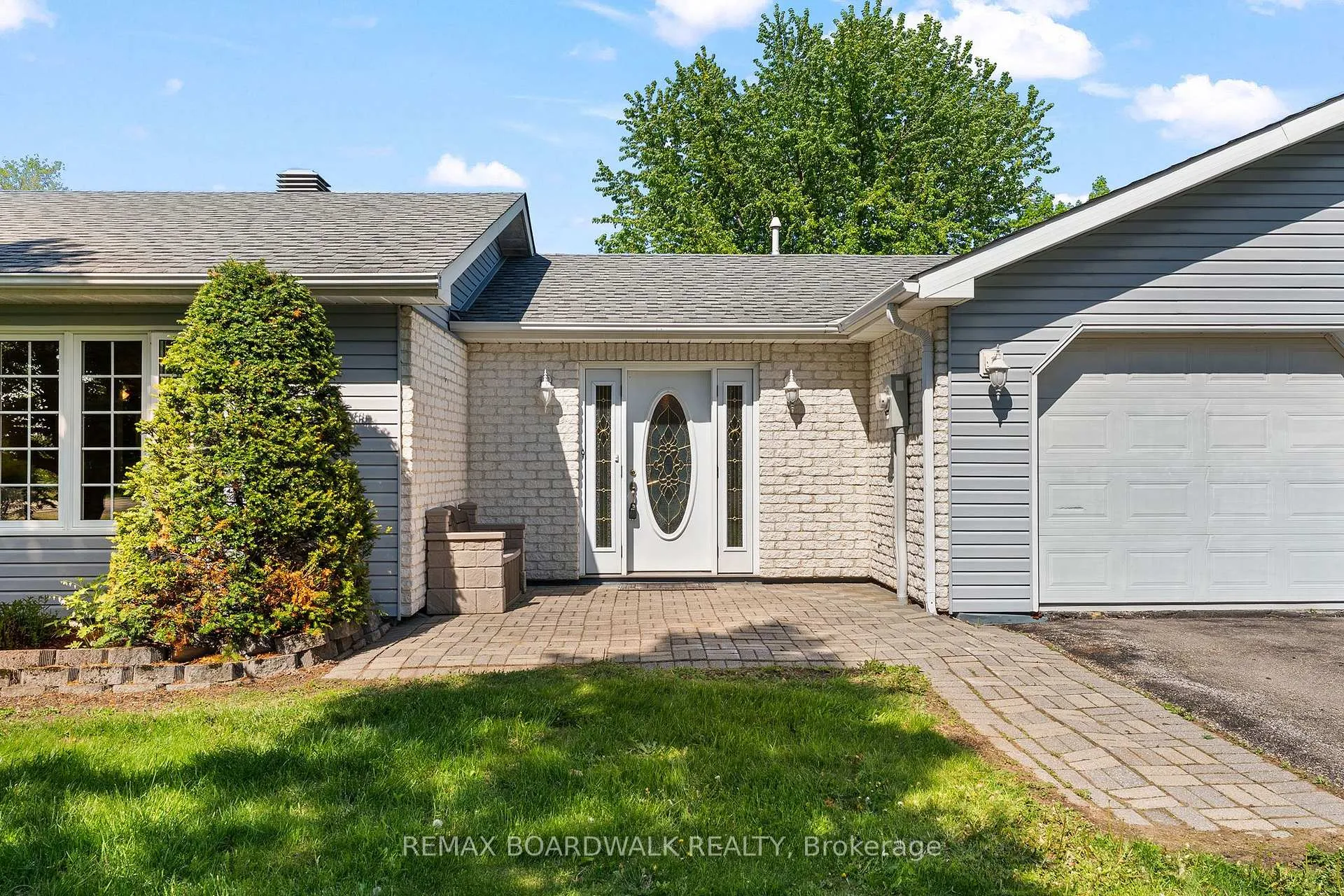 Photo 3 of 6021 County 44 Road, Edwardsburgh/Cardinal, Edwardsburgh/Cardinal Twp — HOMEH