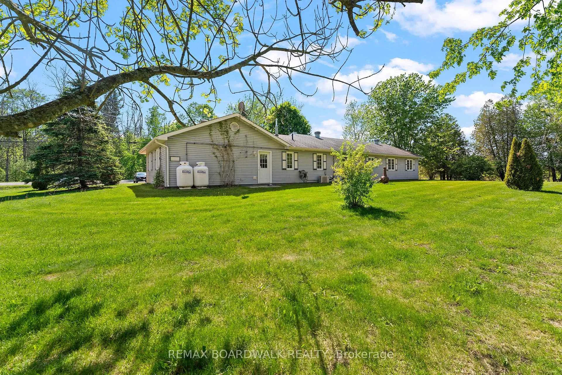 Photo 32 of 6021 County 44 Road, Edwardsburgh/Cardinal, Edwardsburgh/Cardinal Twp — HOMEH
