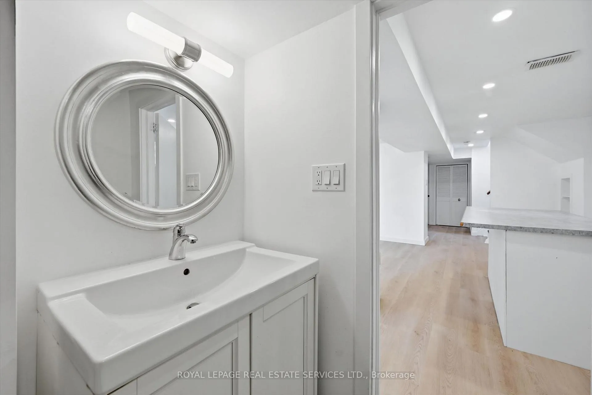Photo 20 of Unit Lower, 6 Greening Court, Hamilton, Dundas — HOMEH