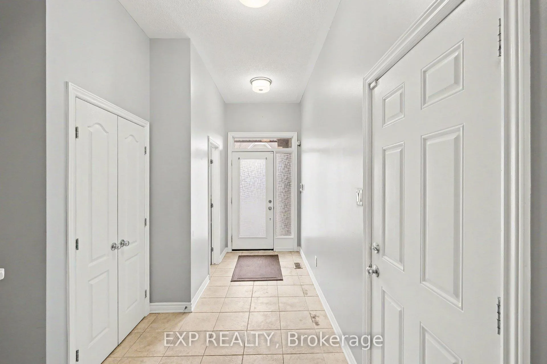 Photo 3 of 180 Flat Sedge Crescent, Ottawa, Blossom Park/Kemp Park/Findlay Creek — HOMEH