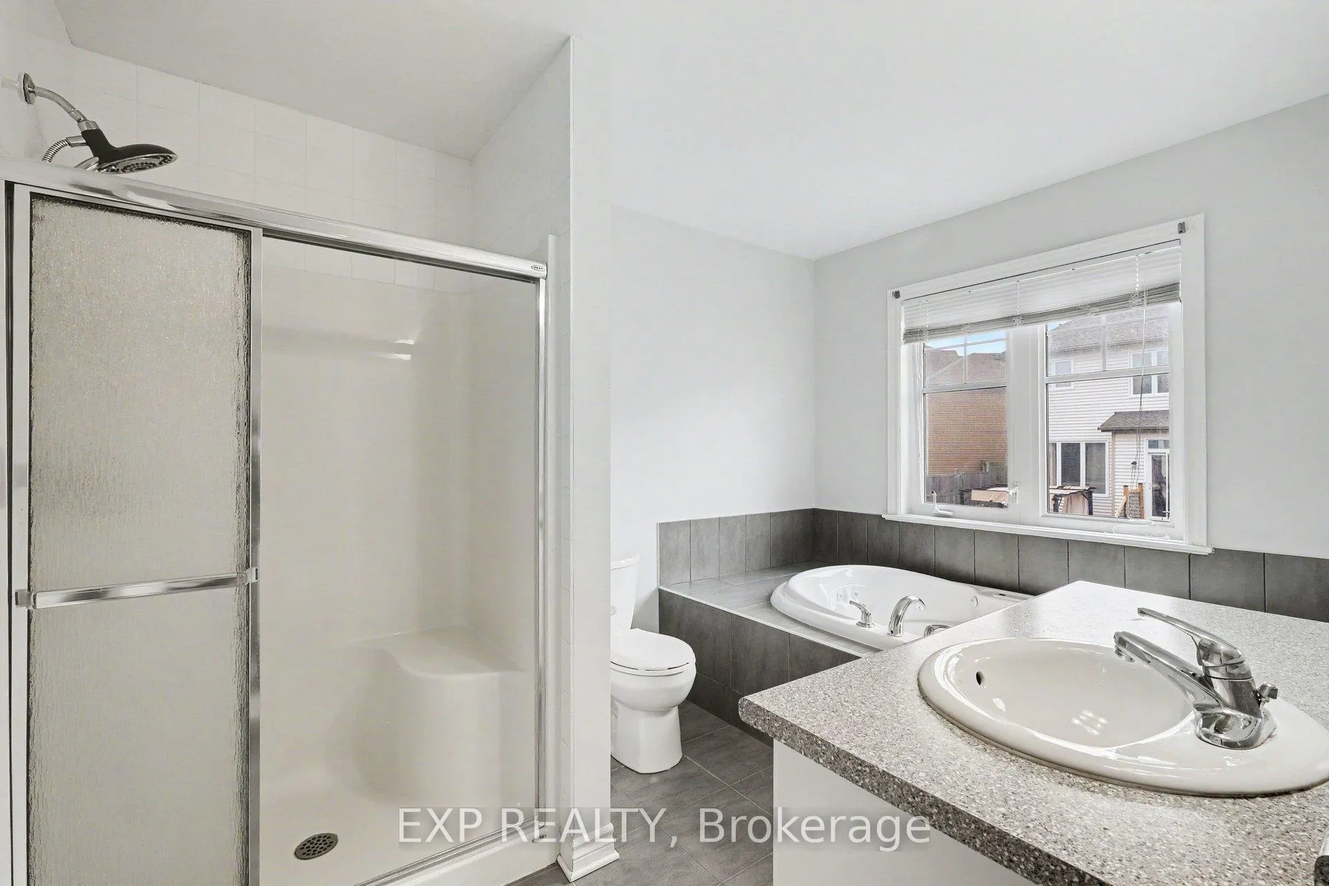 Photo 11 of 180 Flat Sedge Crescent, Ottawa, Blossom Park/Kemp Park/Findlay Creek — HOMEH