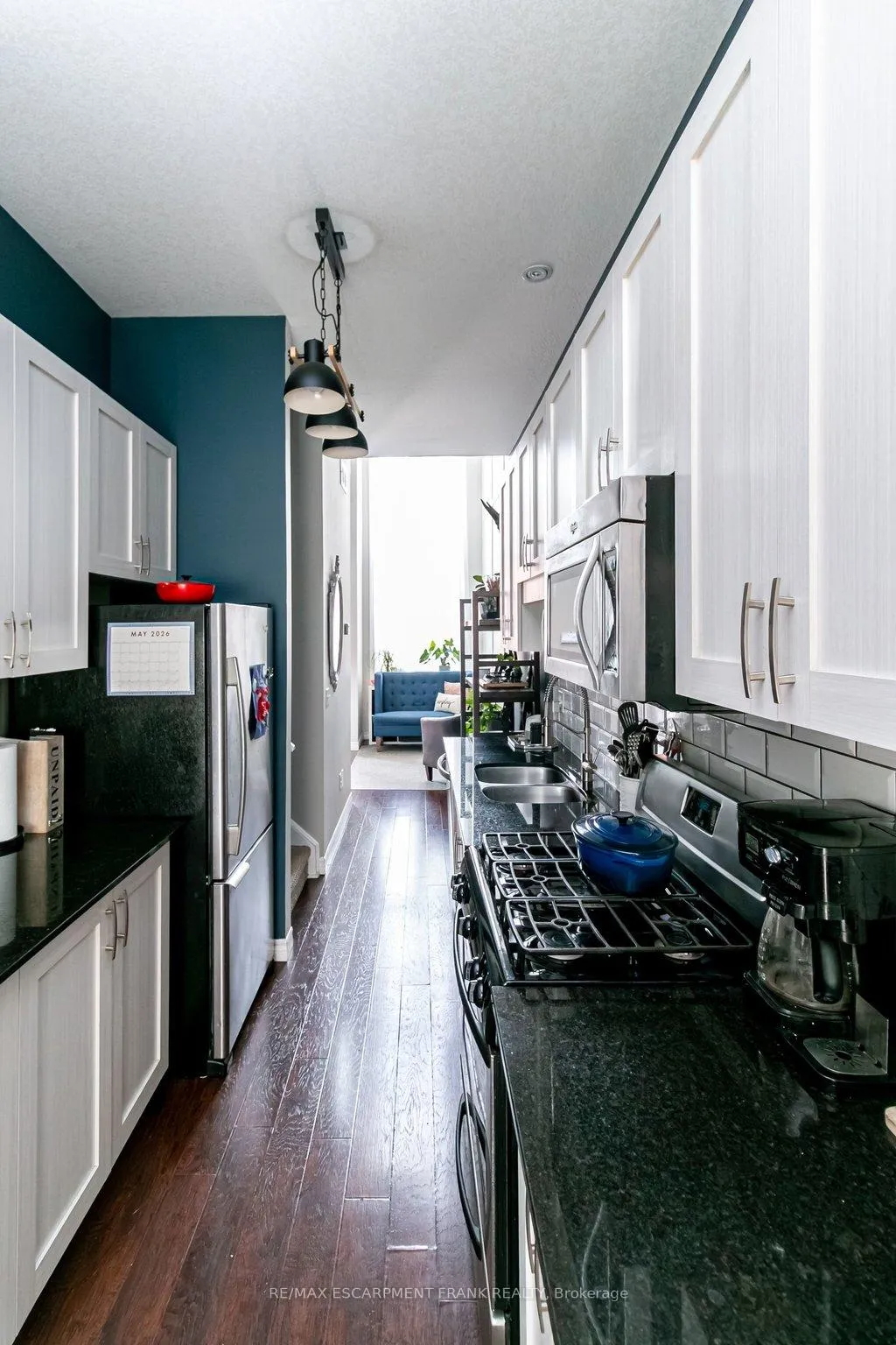 Photo 20 of 155 Walnut Street S, Hamilton, Corktown — HOMEH