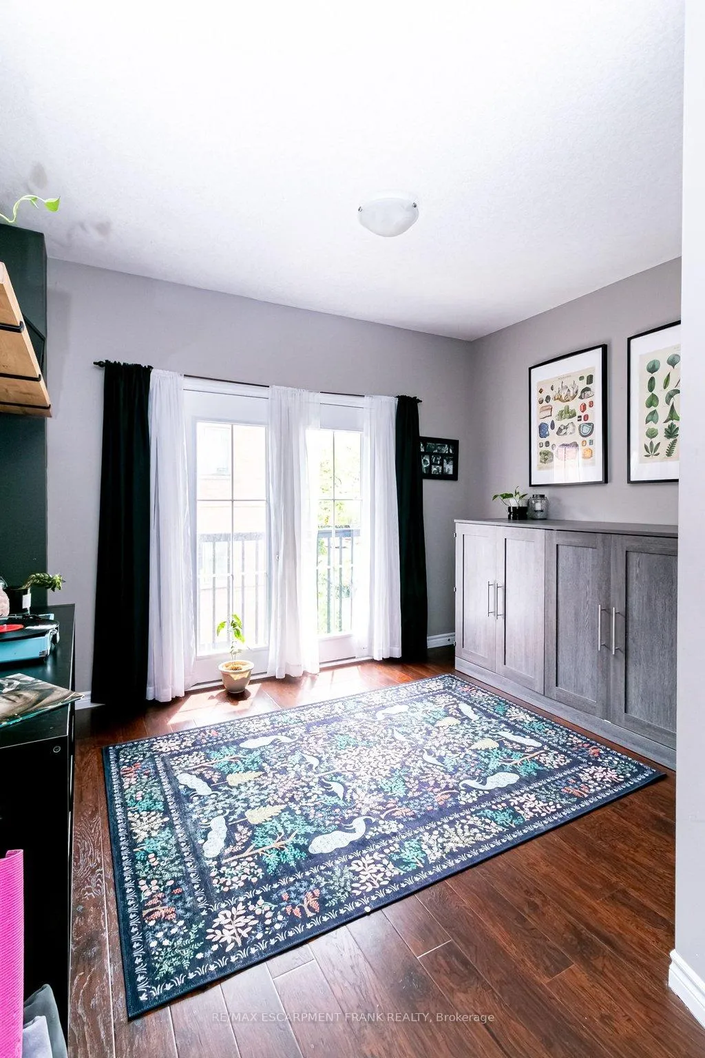 Photo 22 of 155 Walnut Street S, Hamilton, Corktown — HOMEH