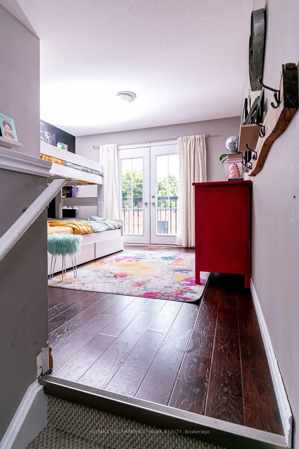 Photo 31 of 155 Walnut Street S, Hamilton, Corktown — HOMEH