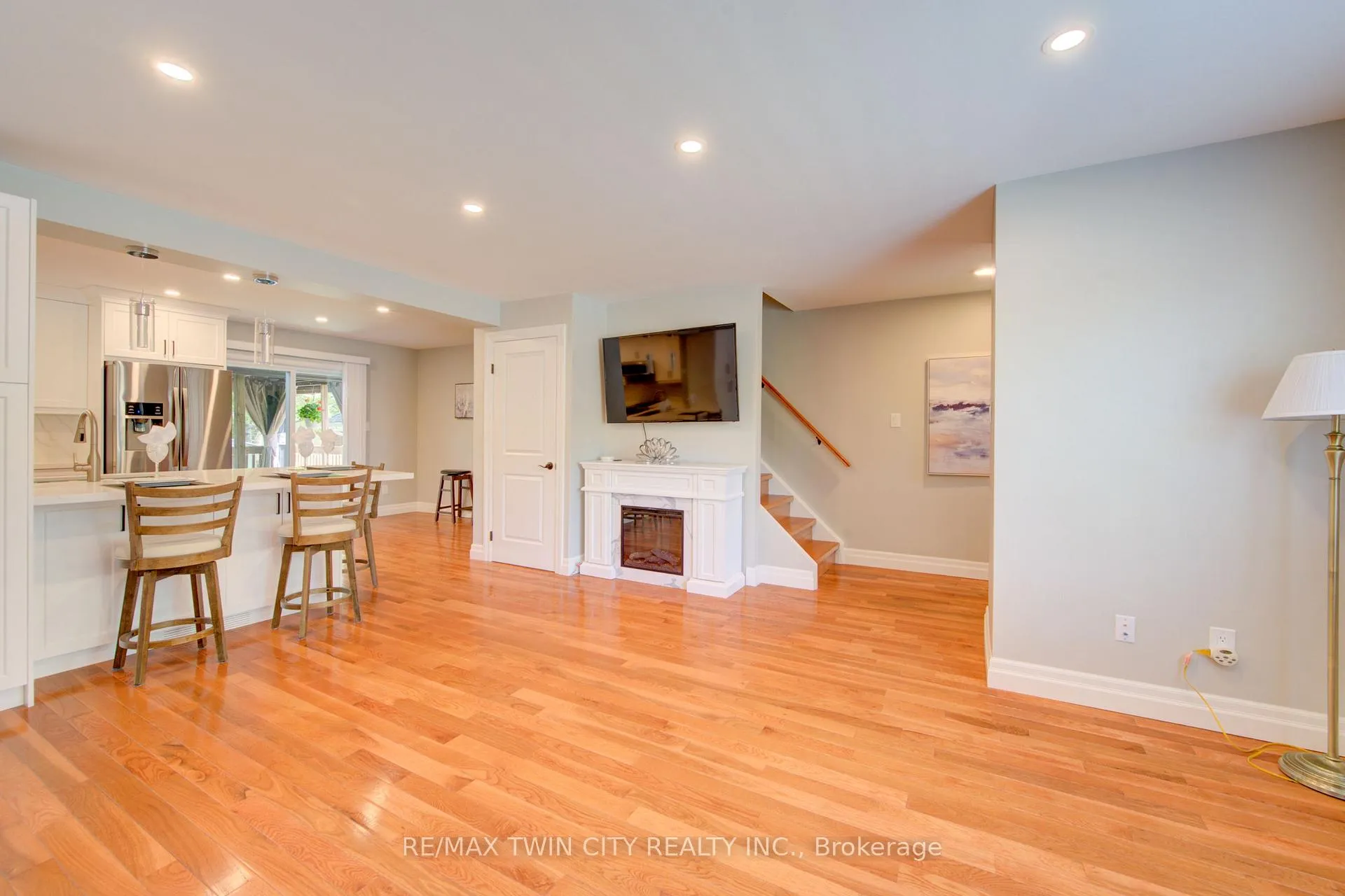 Photo 9 of Unit A, 432 Lee Avenue, Waterloo — HOMEH