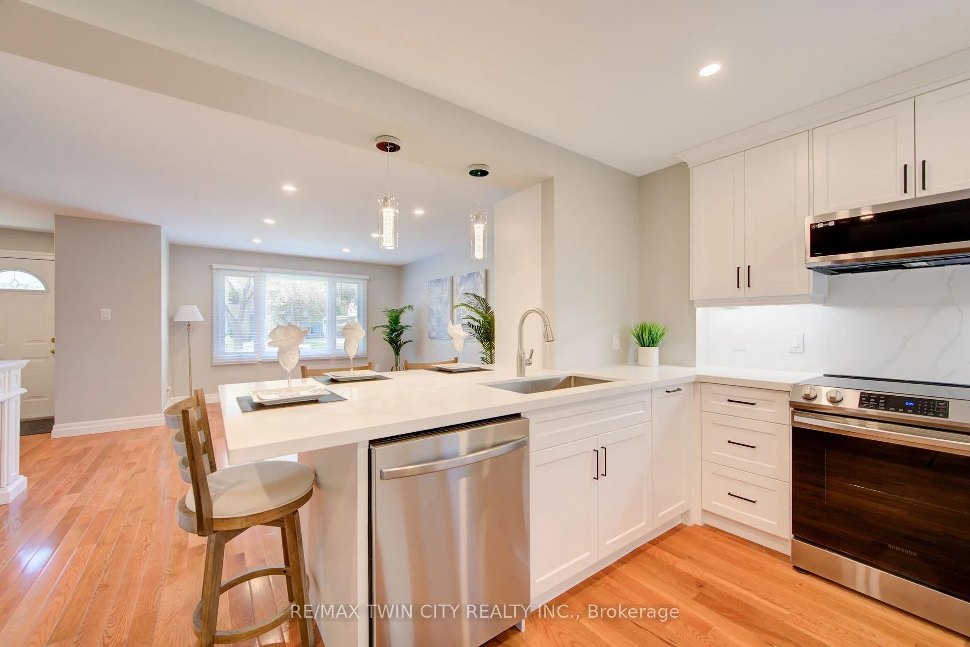 Photo 11 of Unit A, 432 Lee Avenue, Waterloo — HOMEH