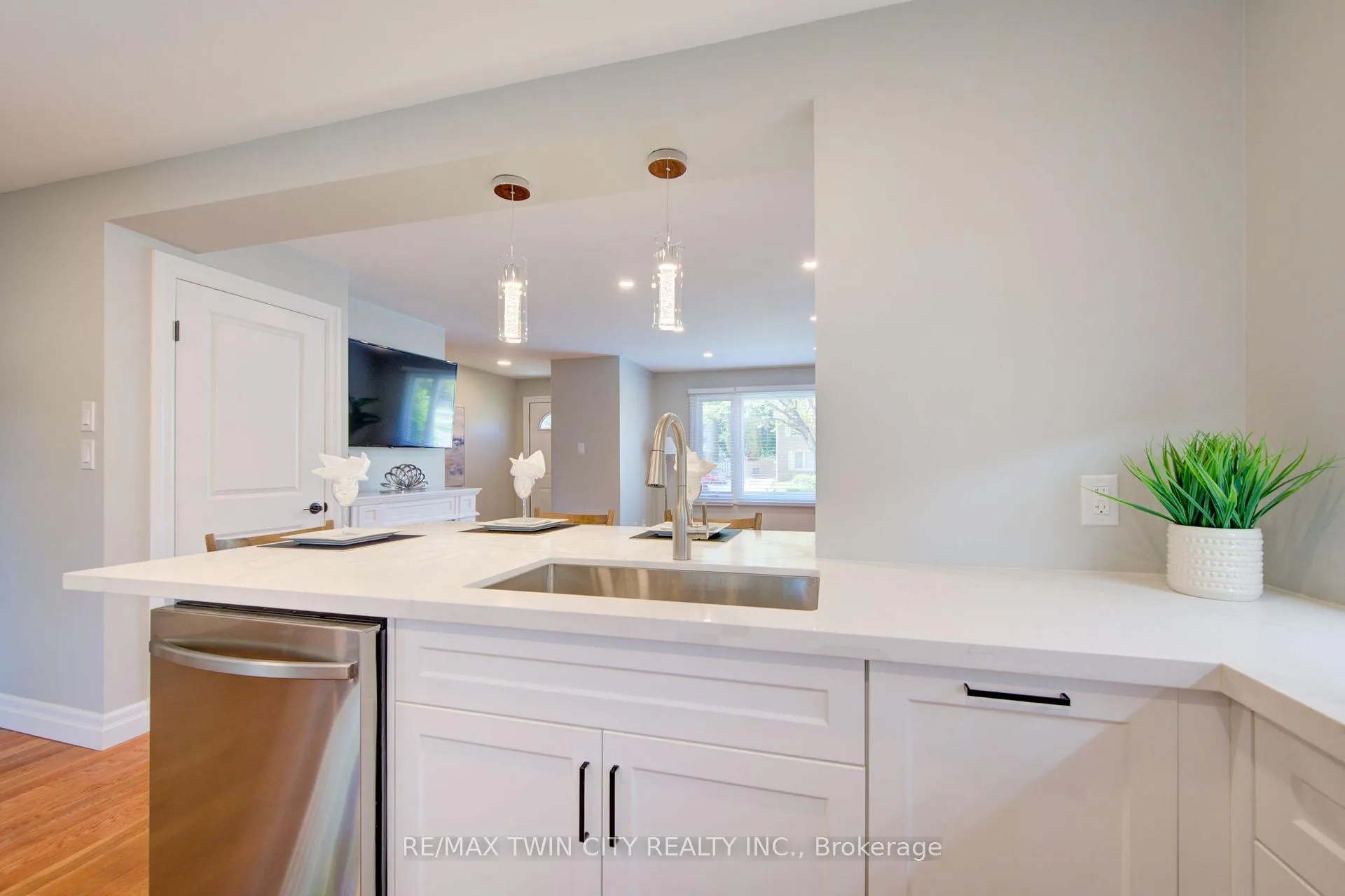 Photo 14 of Unit A, 432 Lee Avenue, Waterloo — HOMEH