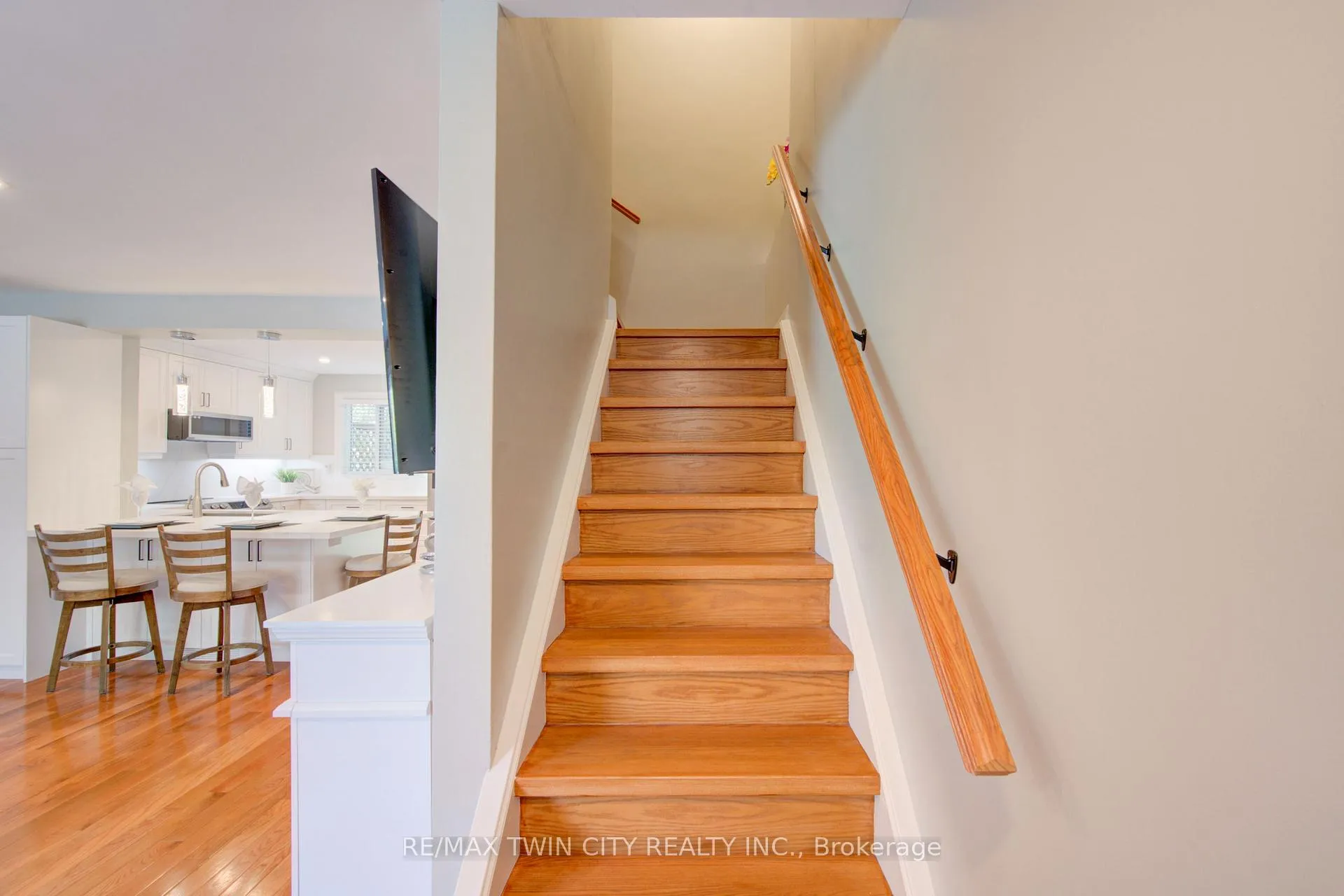 Photo 16 of Unit A, 432 Lee Avenue, Waterloo — HOMEH