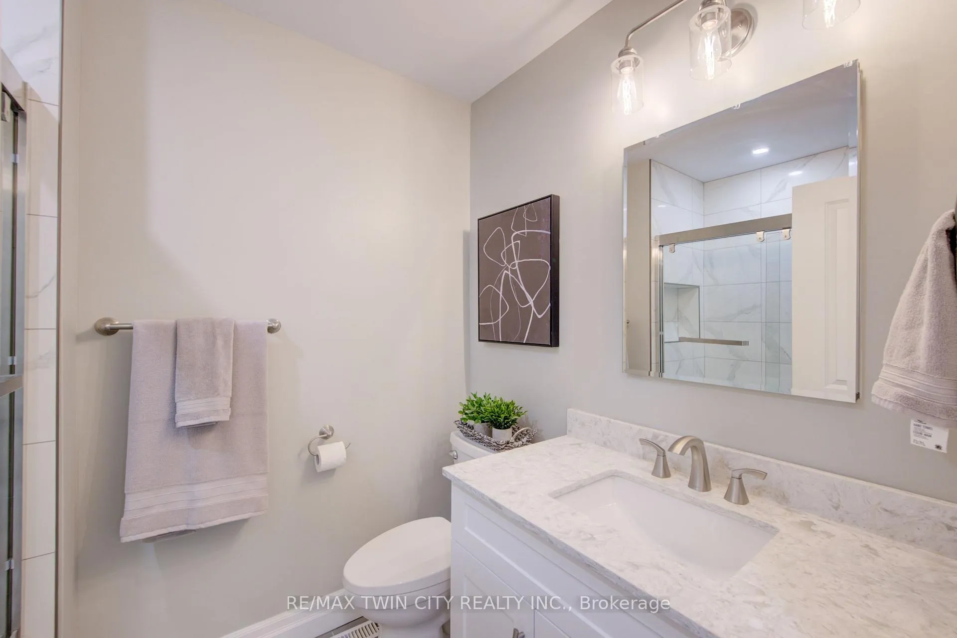 Photo 18 of Unit A, 432 Lee Avenue, Waterloo — HOMEH